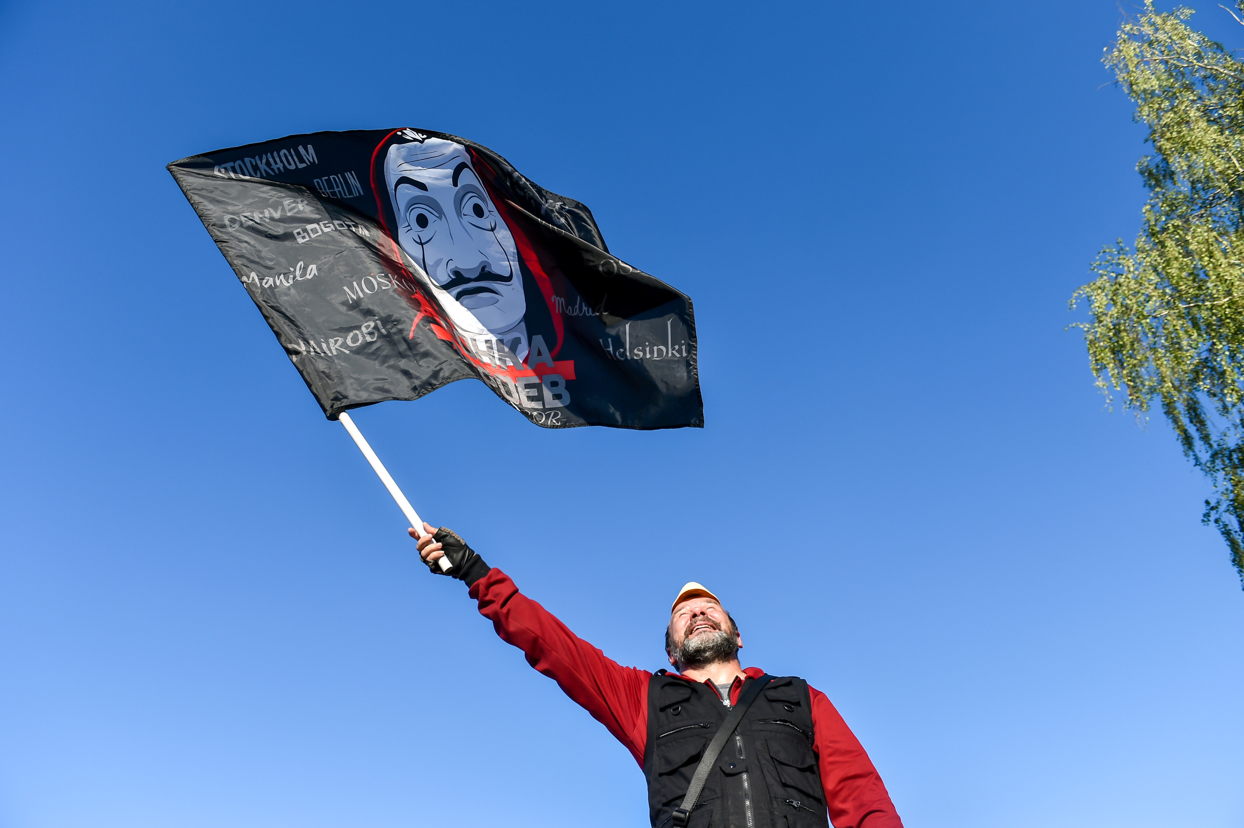 Гонка героев. Бумажный дом. Фотограф в Москве Дмитрий Тимошенко