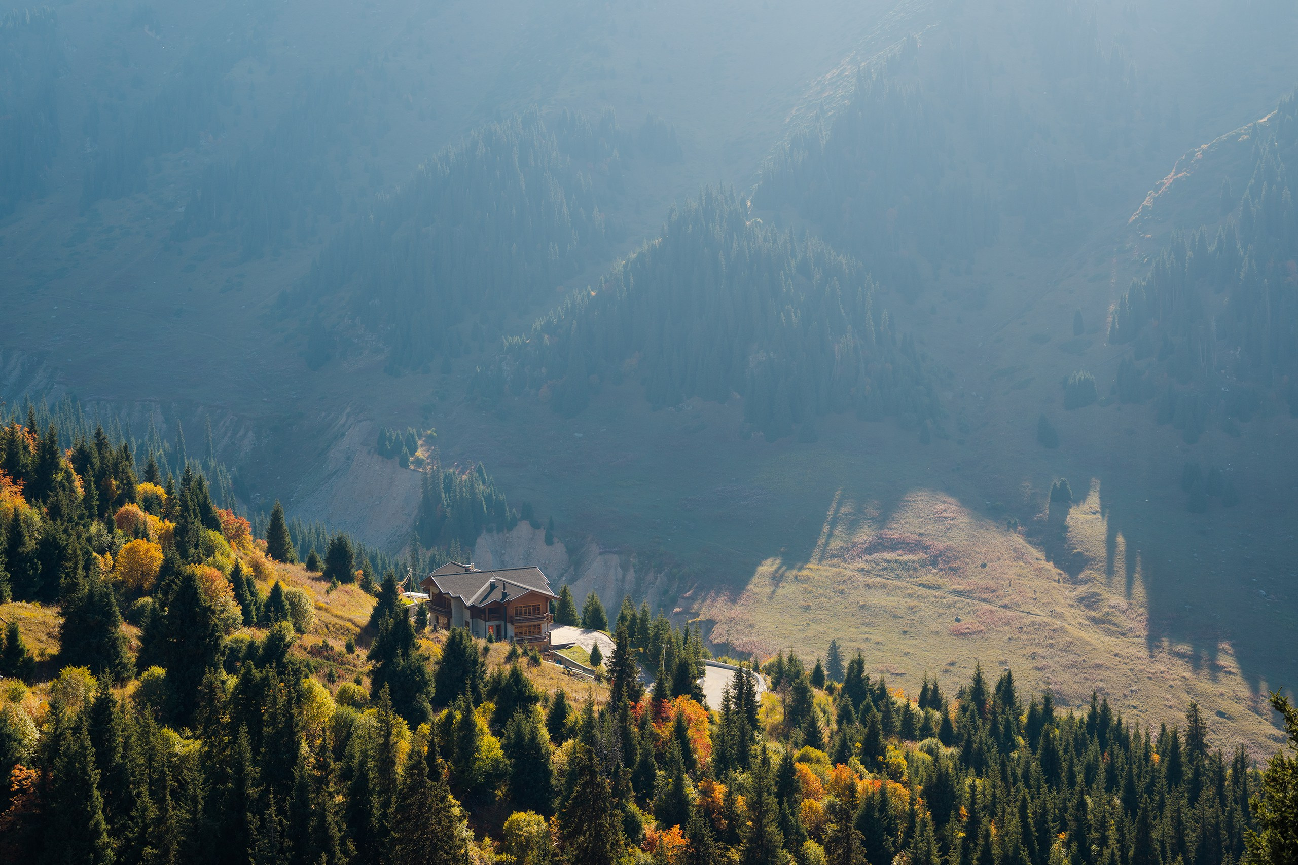 Чимбулак — 2025. Photographer in Almaty — Alexey Konkov | Reportage, Weddings, Portraits, Love Story