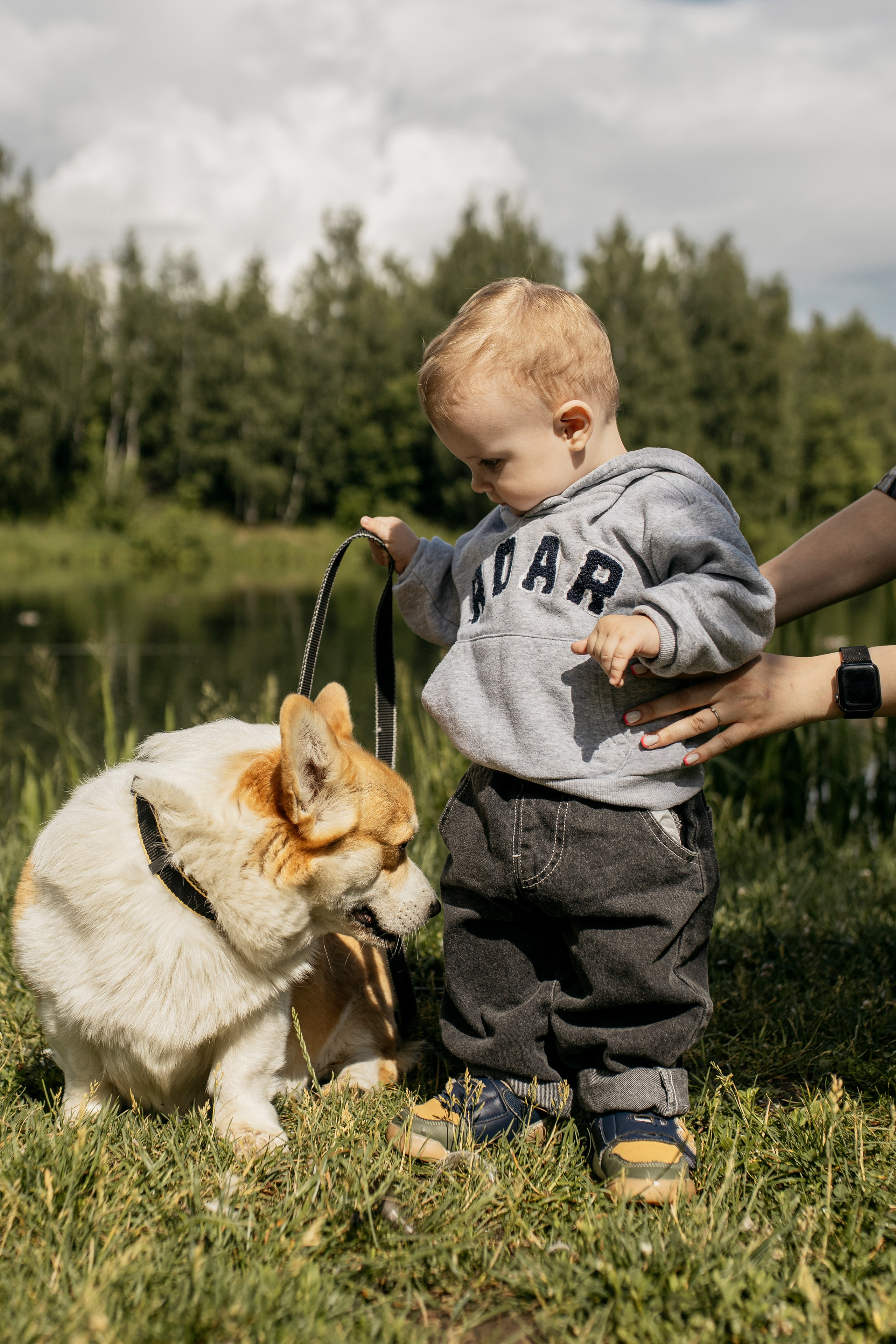 Прогулка с корги. Семейный и детский фотограф в Рязани Васюгова Мария
