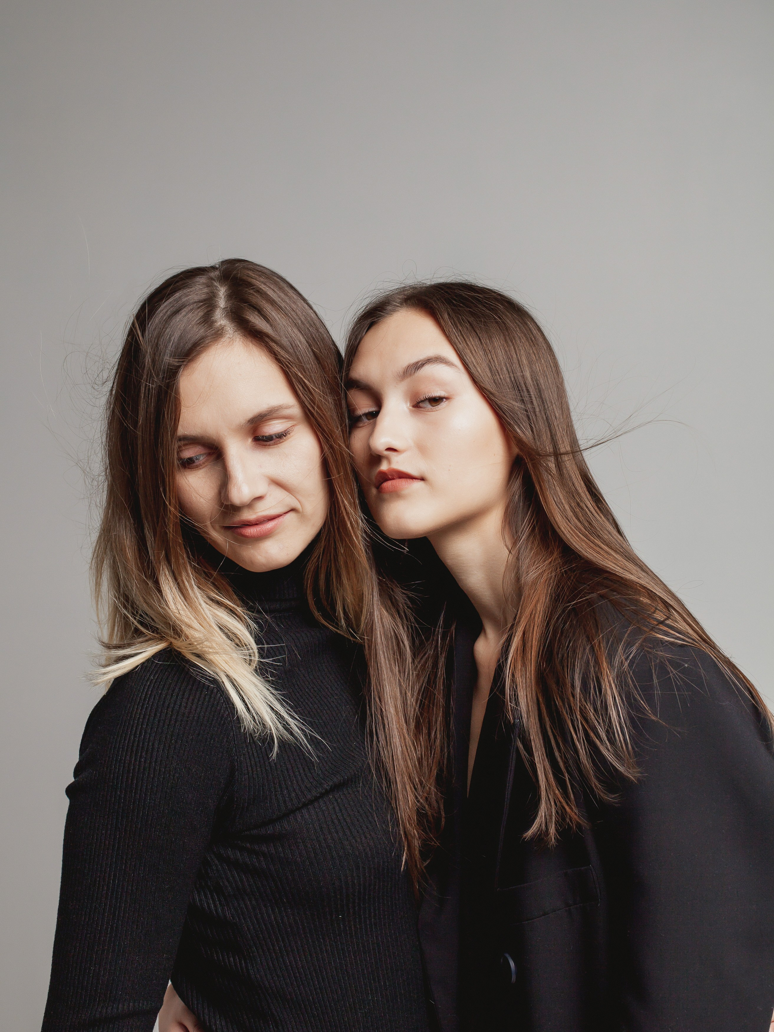 Настя и Ксюша. Семейный фотограф Трусова Евгения в Екатеринбурге