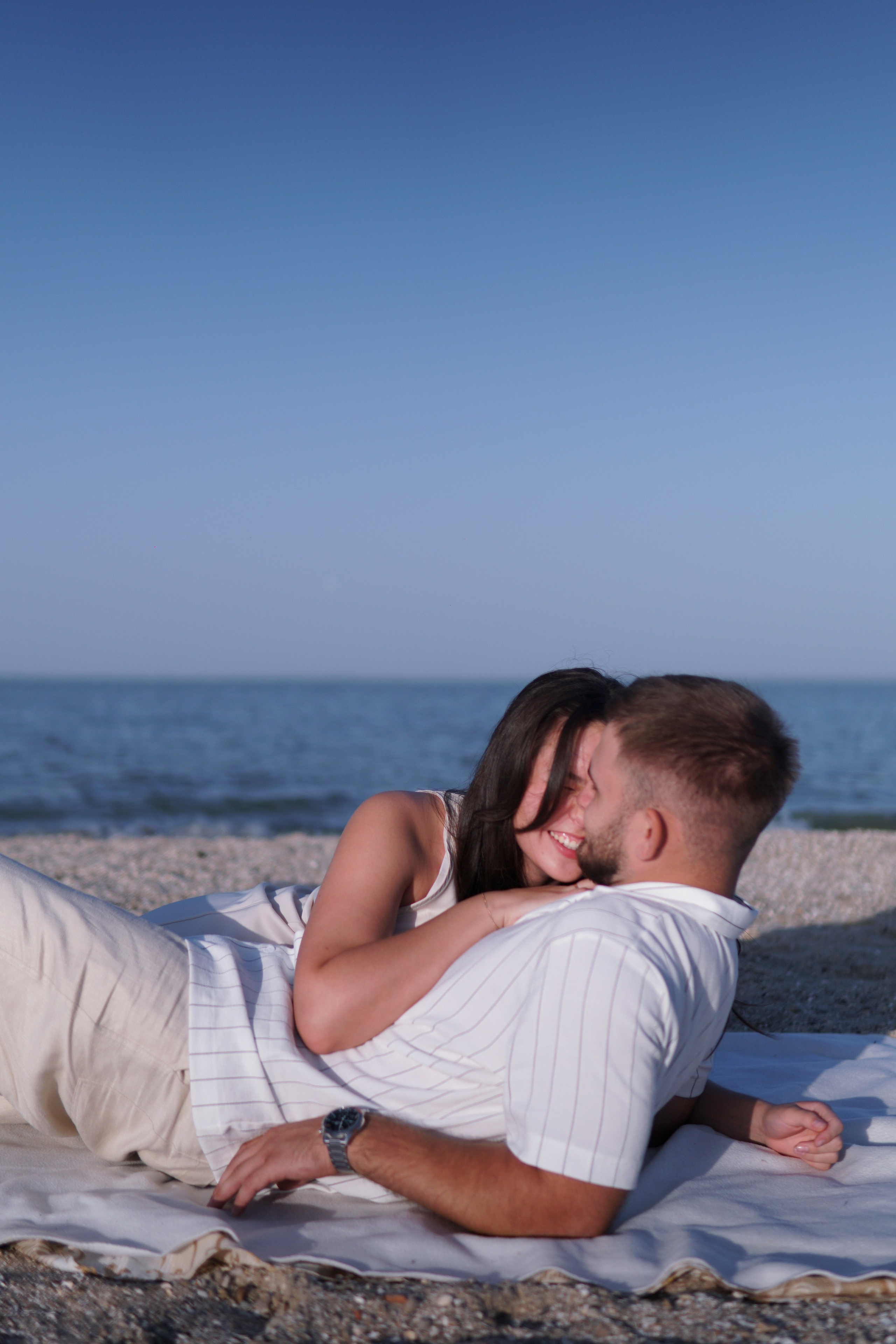 Love story у моря в Ростове-на-Дону за городом. Фотограф в Ростове-на-Дону Марина Мальцева