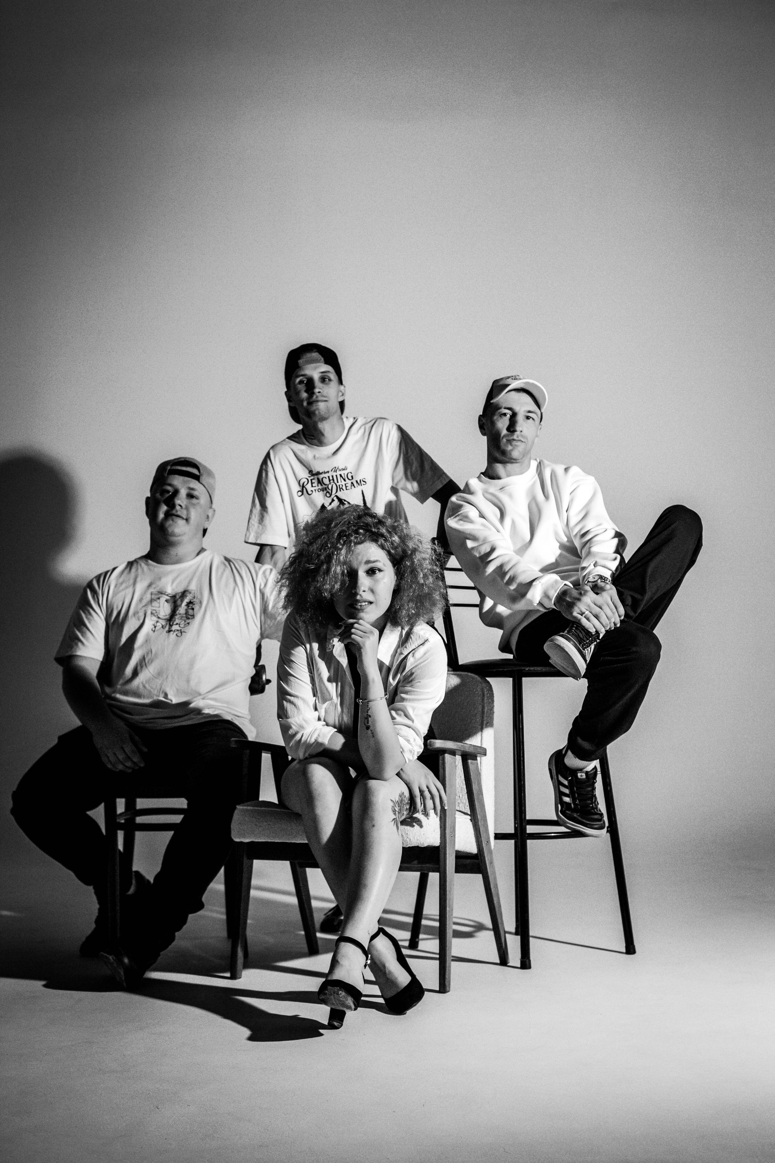 Студия. Уличный фотограф Города N