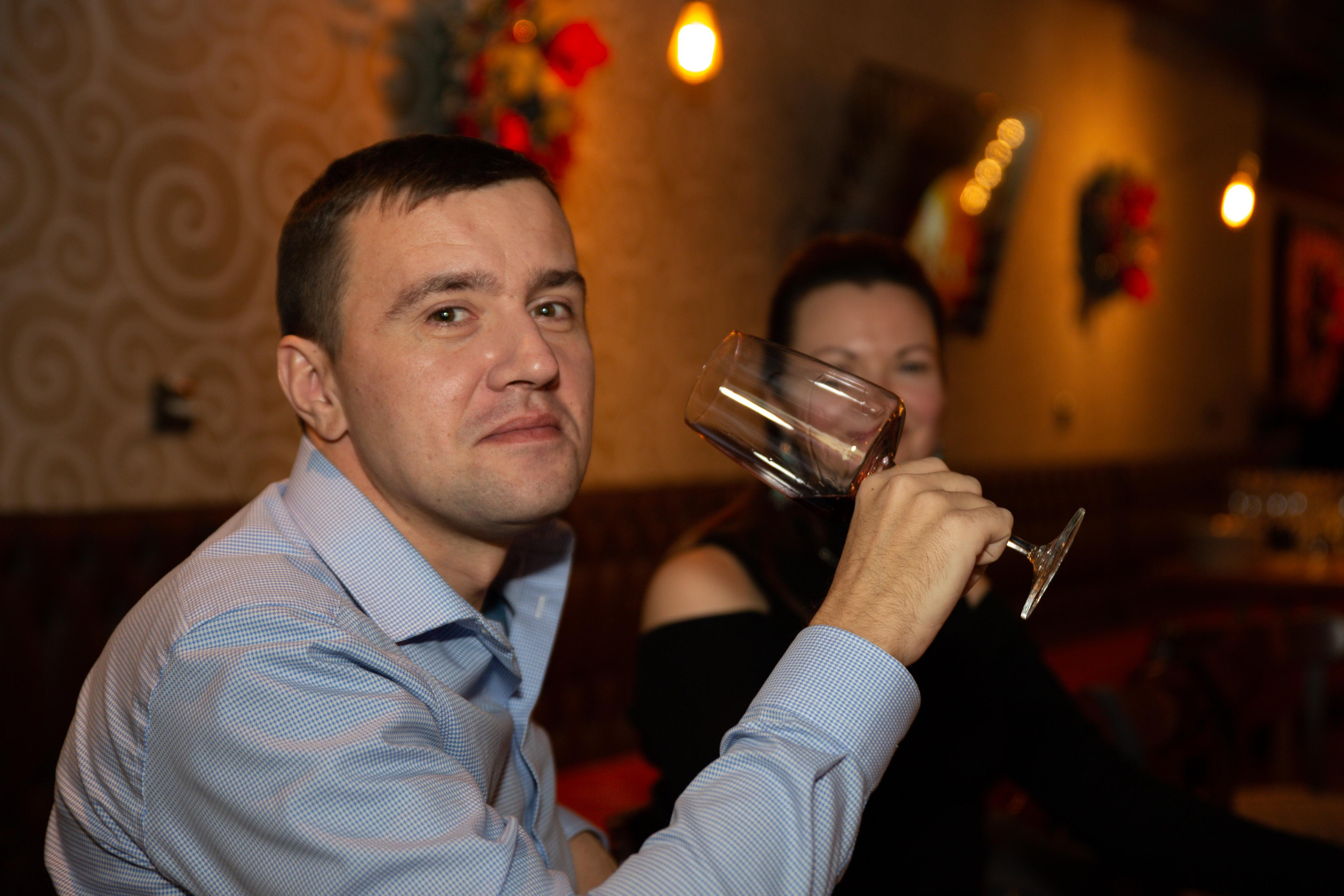 Дегустация вин. Репортажный, семейный, свадебный фотограф Санкт-Петербург Ольга Лесюк