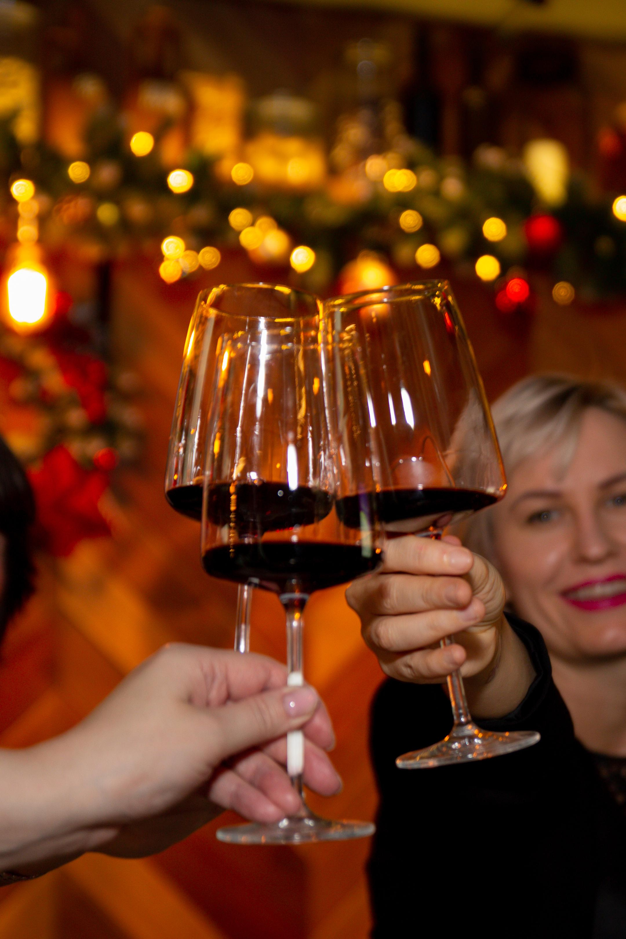 Дегустация вин. Репортажный, семейный, свадебный фотограф Санкт-Петербург Ольга Лесюк