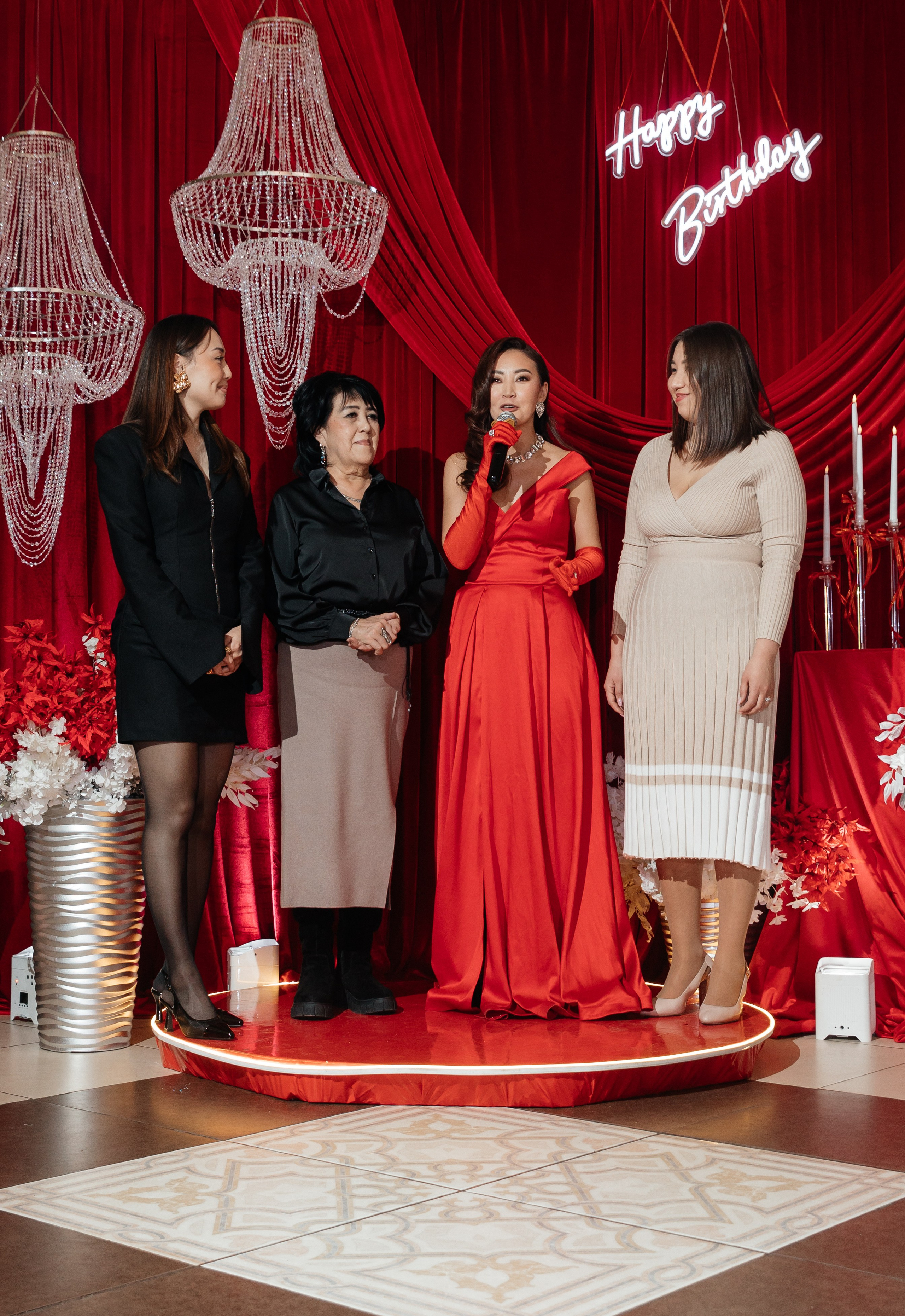 Happy Birthday. Фотограф Семён Гнеушев