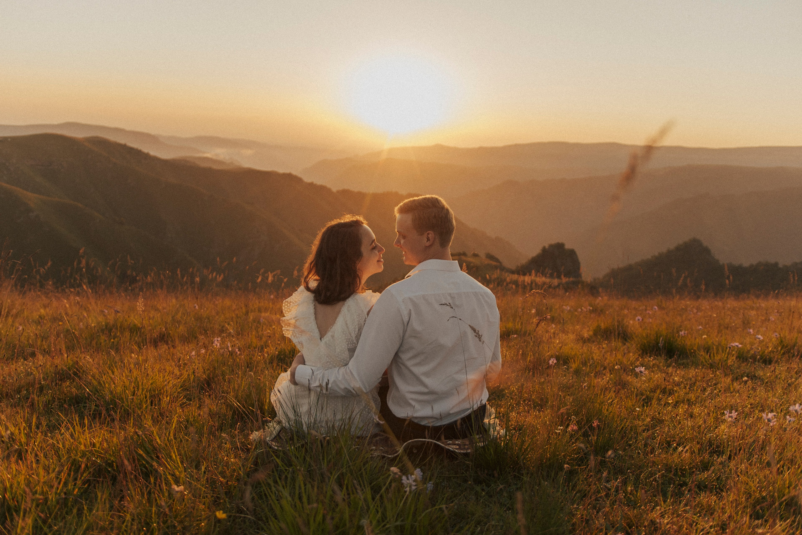 ВСТРЕЧАЯ РАССВЕТ. Фотограф Настя Конник | Пятигорск | Эльбрус | Домбай | Архыз