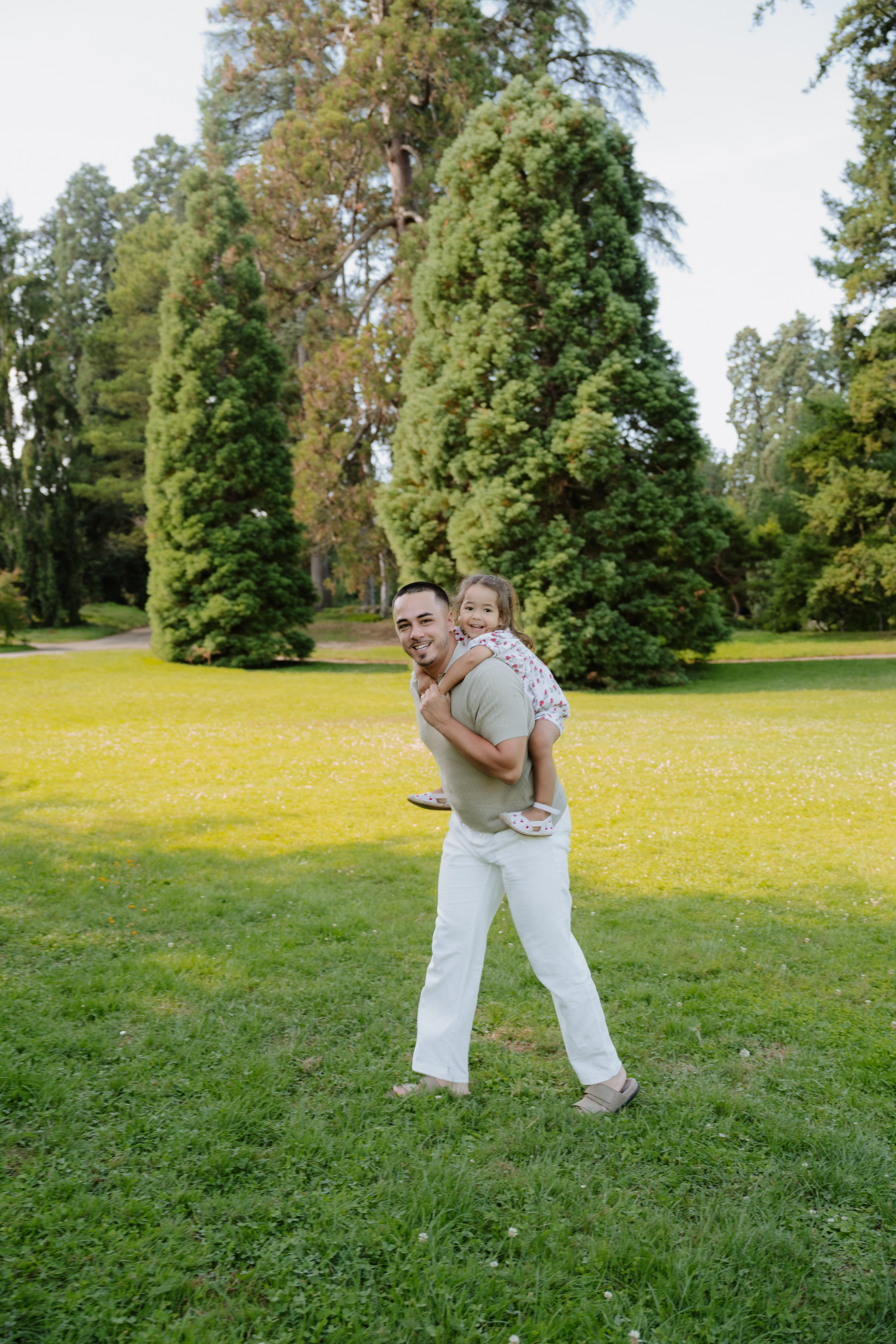 Yasmina & Ludovic with kids. Профессиональный свадебный фотограф в Женеве и Швейцарии | Таня Вовчецкая