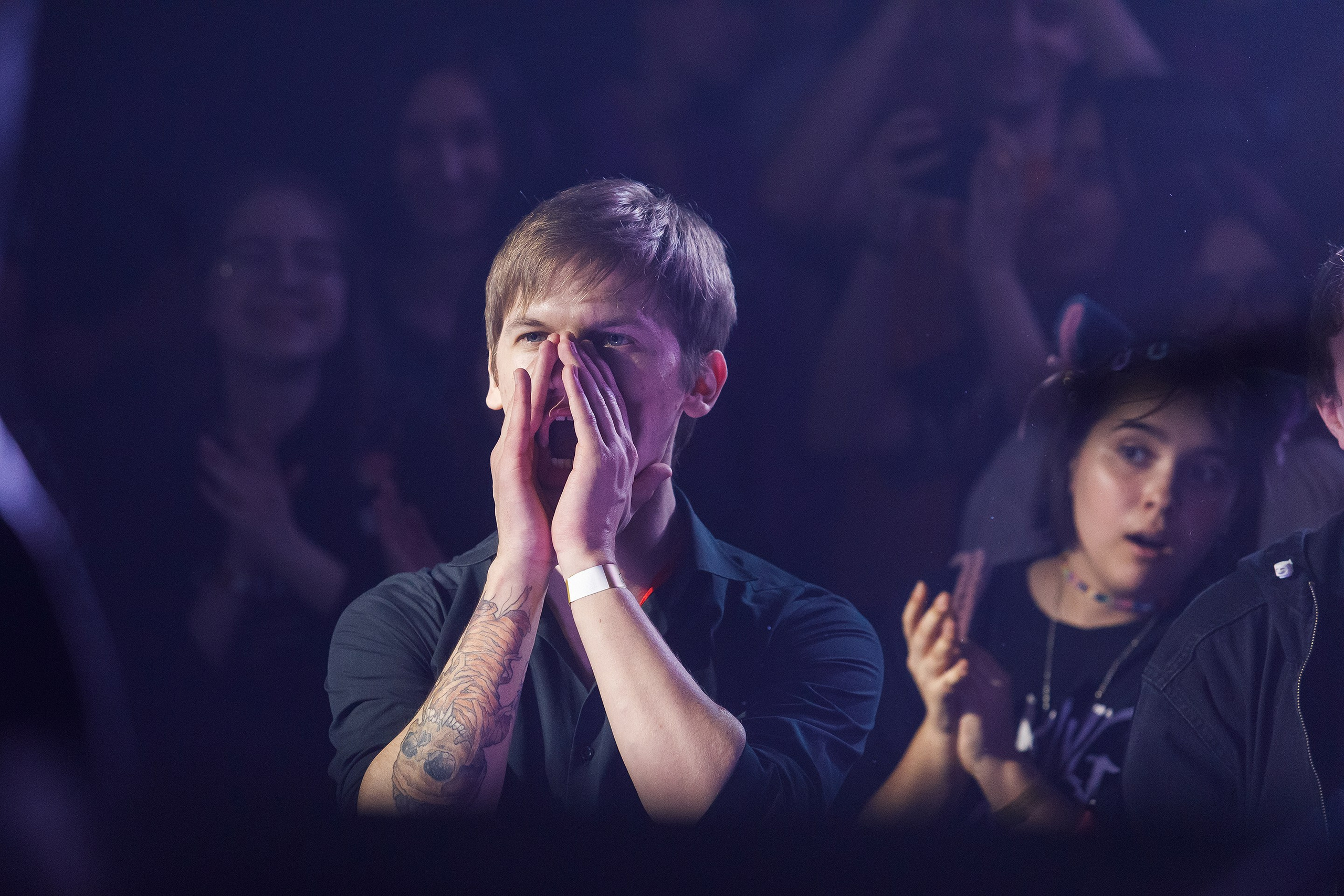 Репортажная фотосъемка концерта. Профессиональный фотограф в Новосибирске