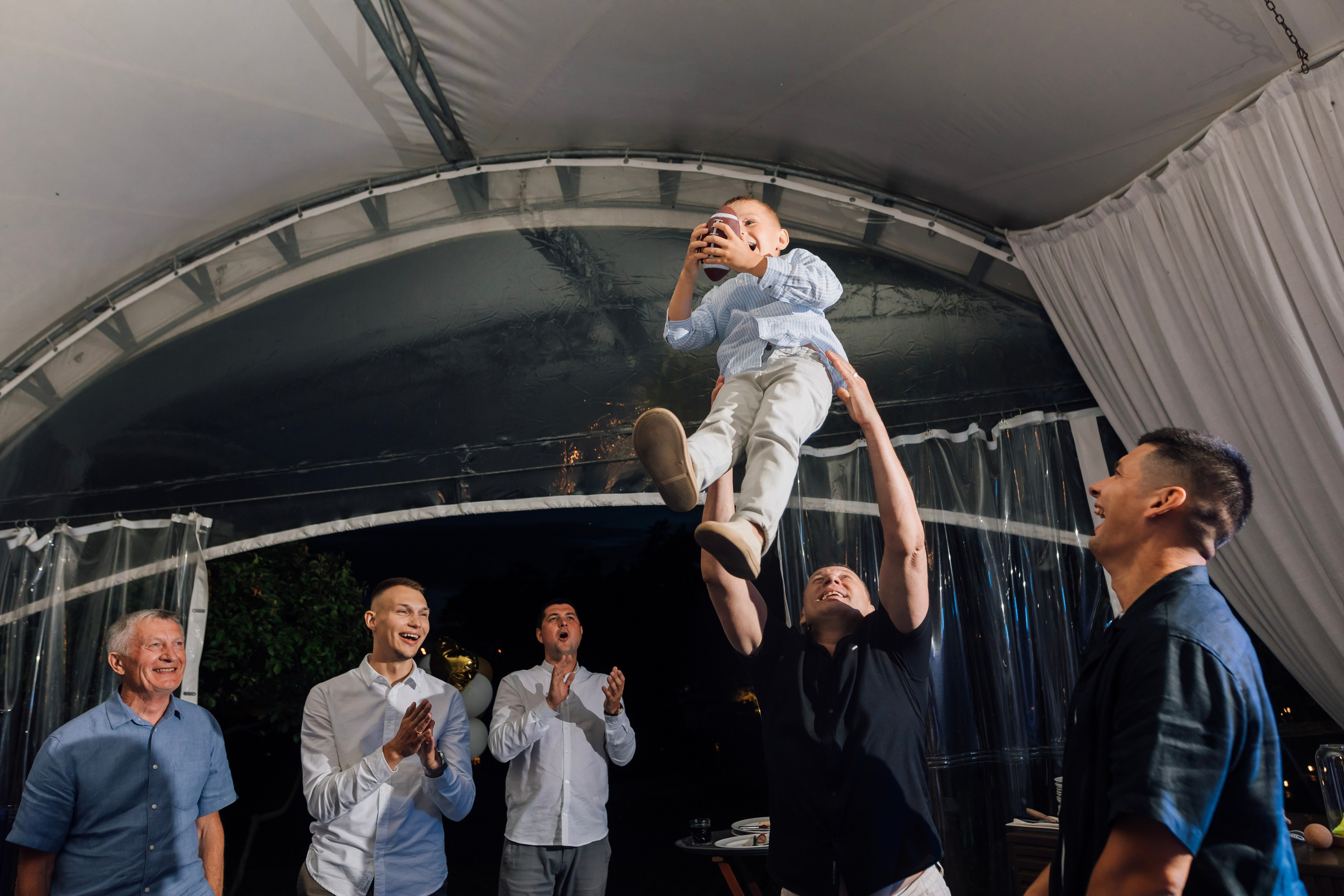 Ольга и Сергей. Свадьба в шатре. Свадебный и семейный фотограф в Москве Евгения Лисина
