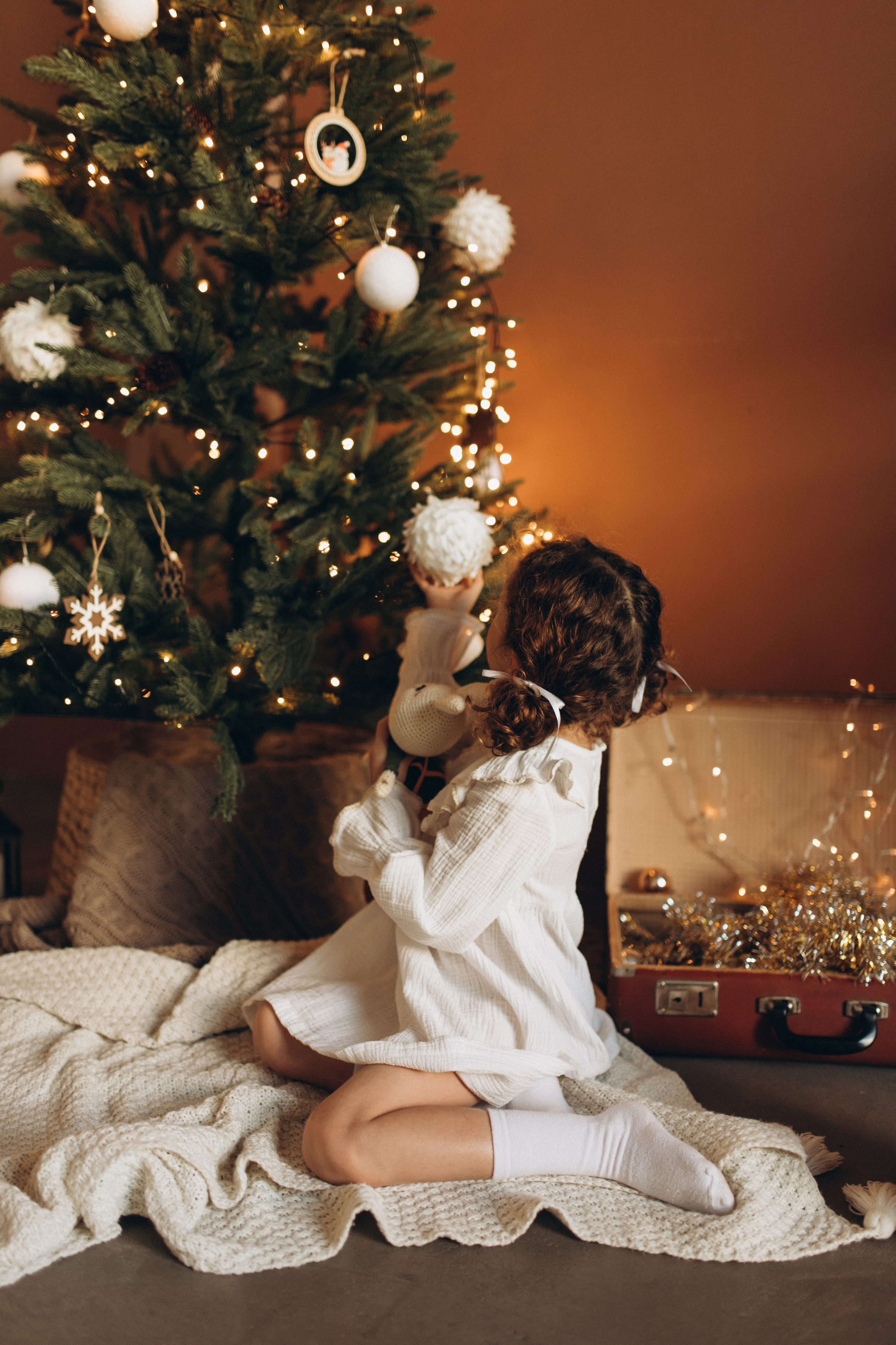 Новогодняя история в  Санкт-Петербурге. Алла, Эмилия, Дея и Давид. Услуги