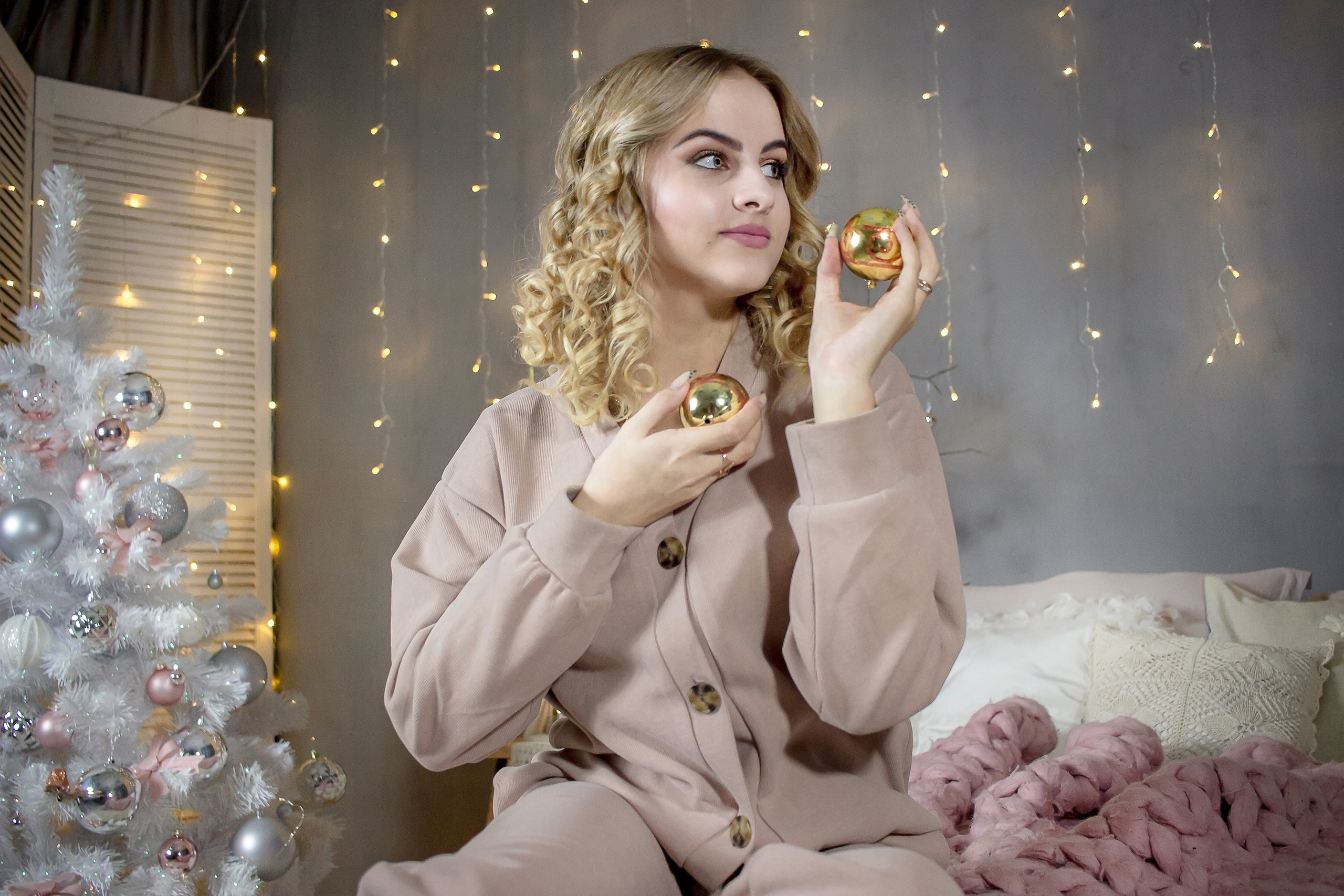 Портрет в студии. Индивидуальная фотосессия. Фотограф Галина Трухина