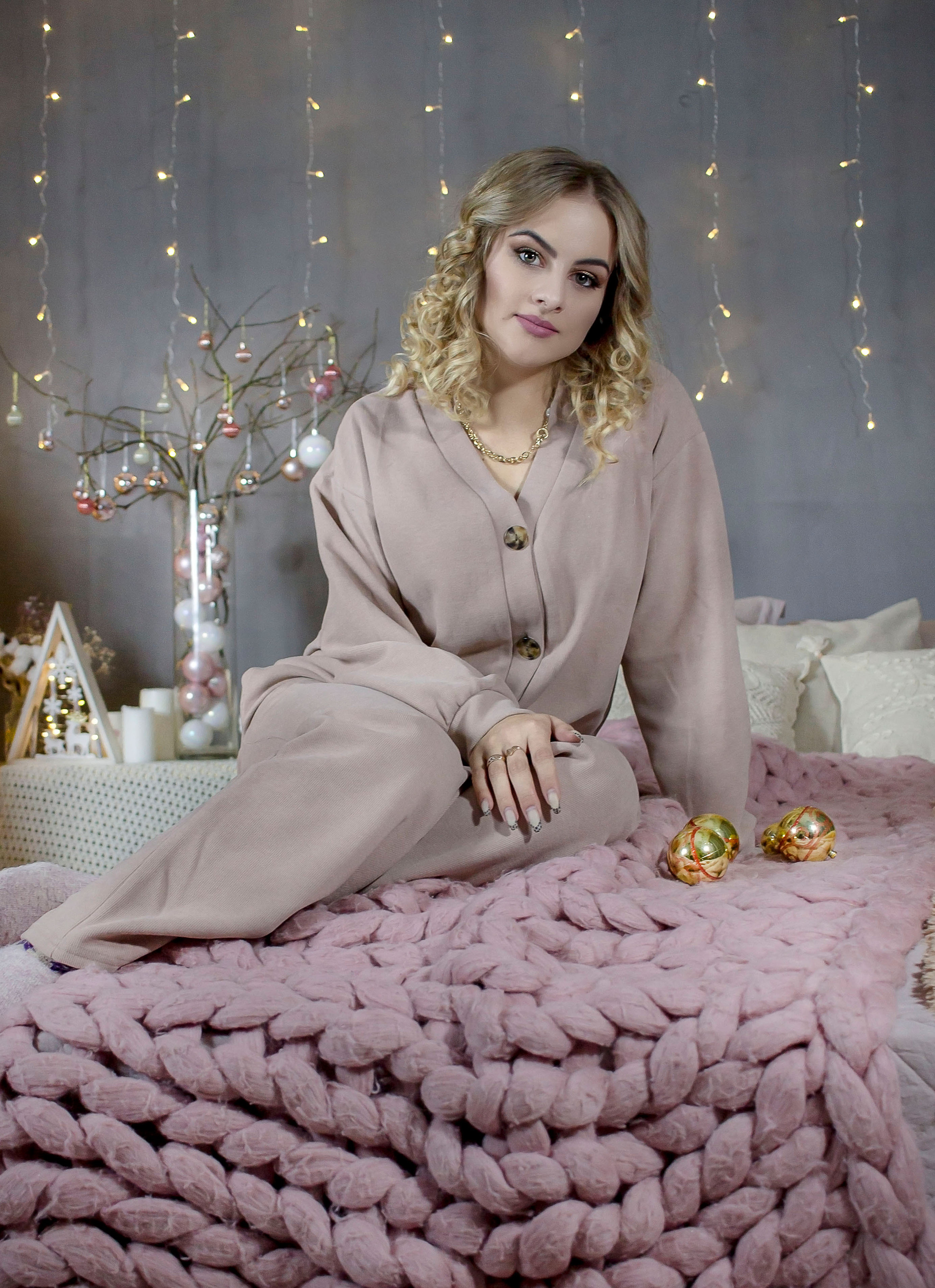 Портрет в студии. Индивидуальная фотосессия. Фотограф Галина Трухина