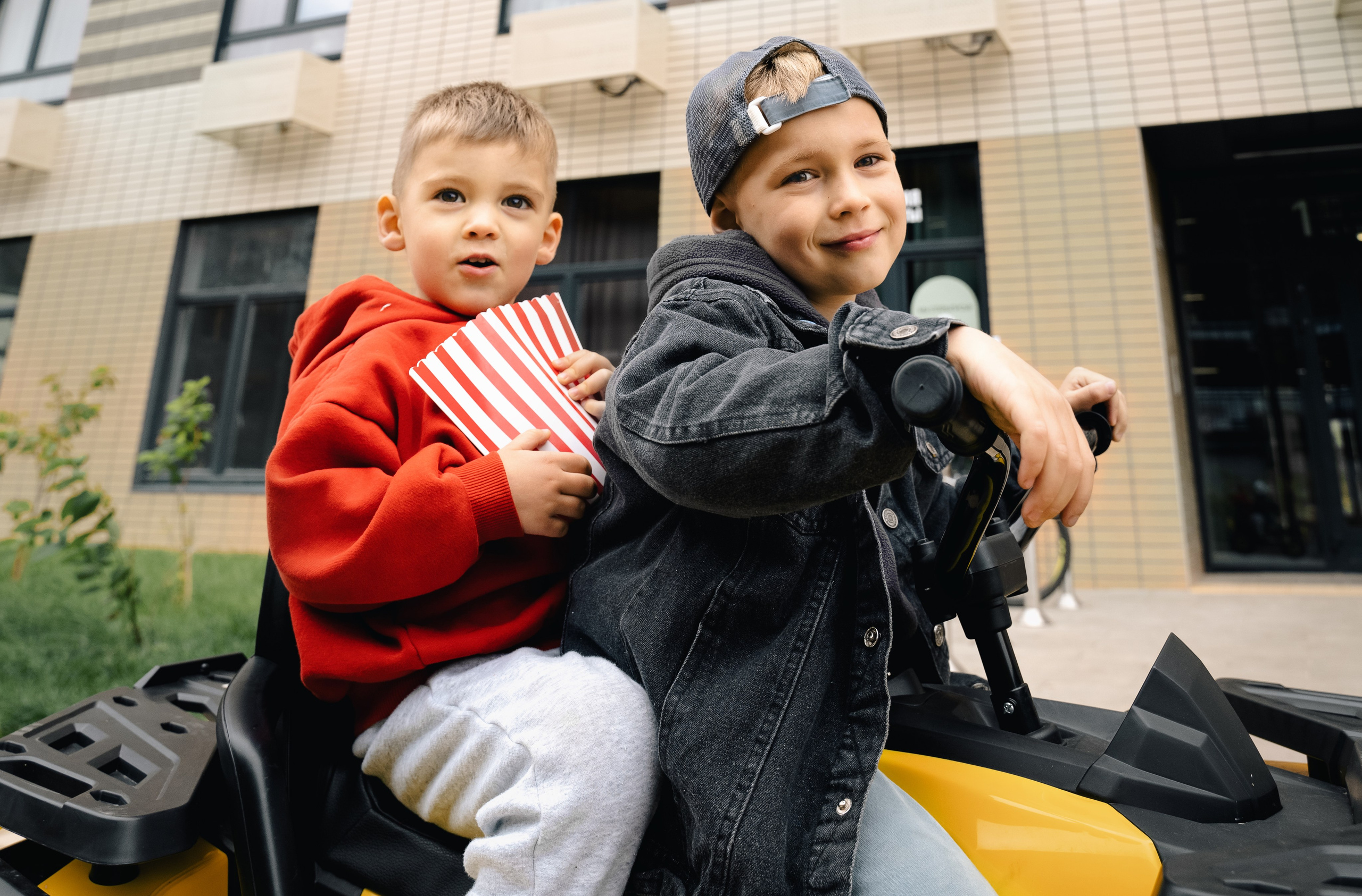 Лев + Марк. Контент фотограф в Москве Кулич Настя