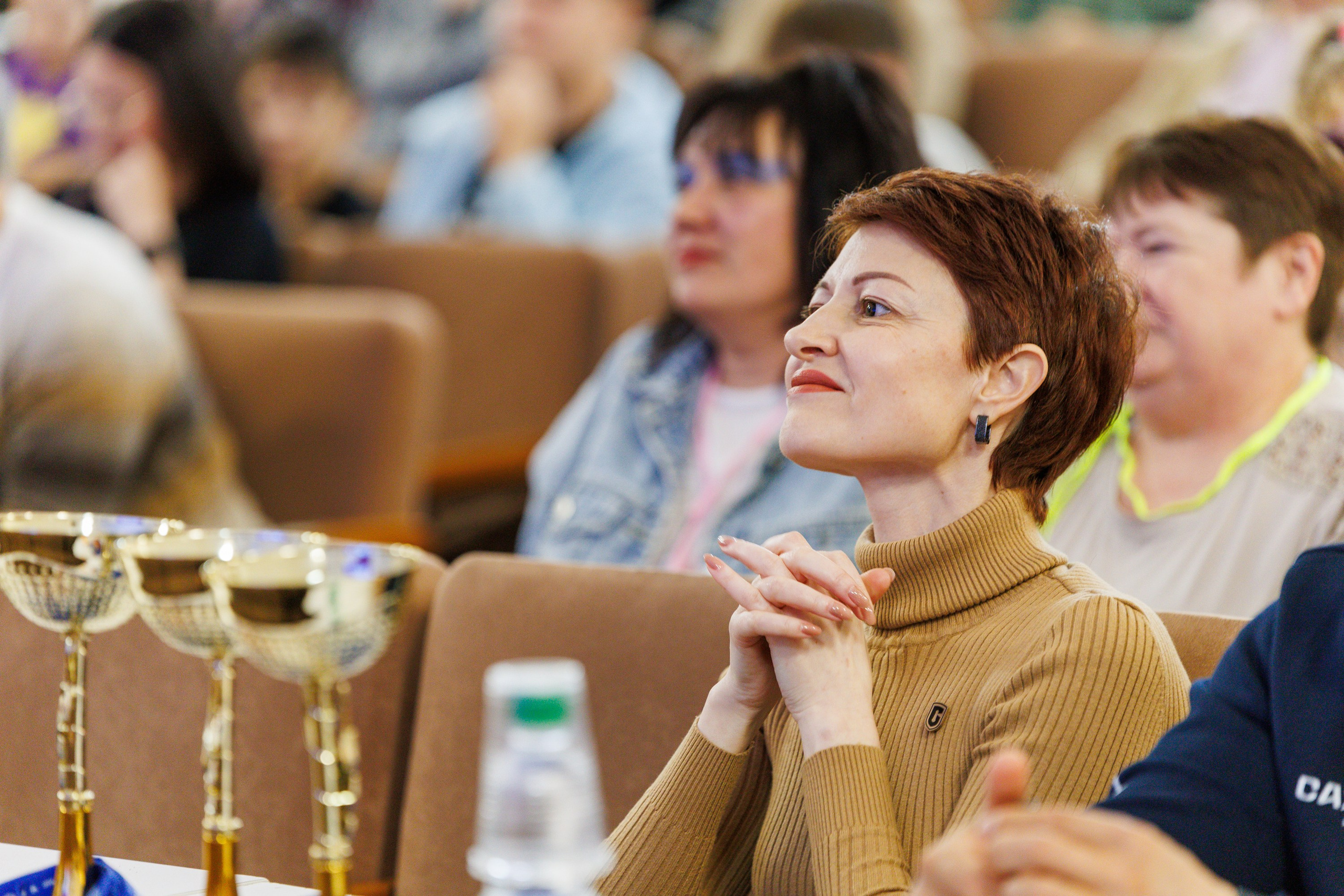 Школьный КВН в Томари. Свадебный, семейный и репортажный фотограф в Южно-Сахалинске Артур Петросян