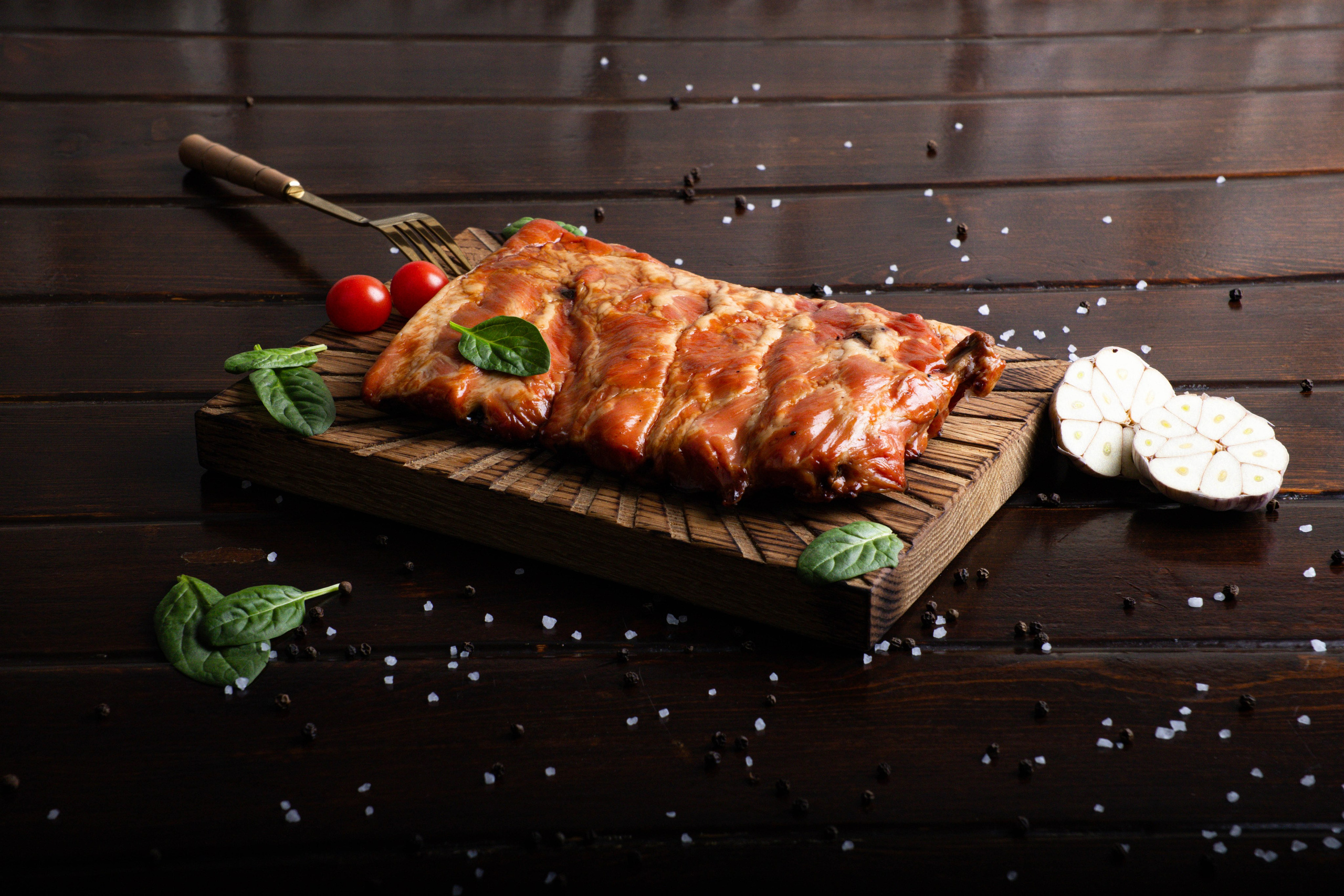 Фуд — съемка для производства колбасной продукции в г. Шахты — «Невский». Фотограф Александр Радионов | Профессиональная фуд — фотосъёмка в Ростове‑на‑Дону