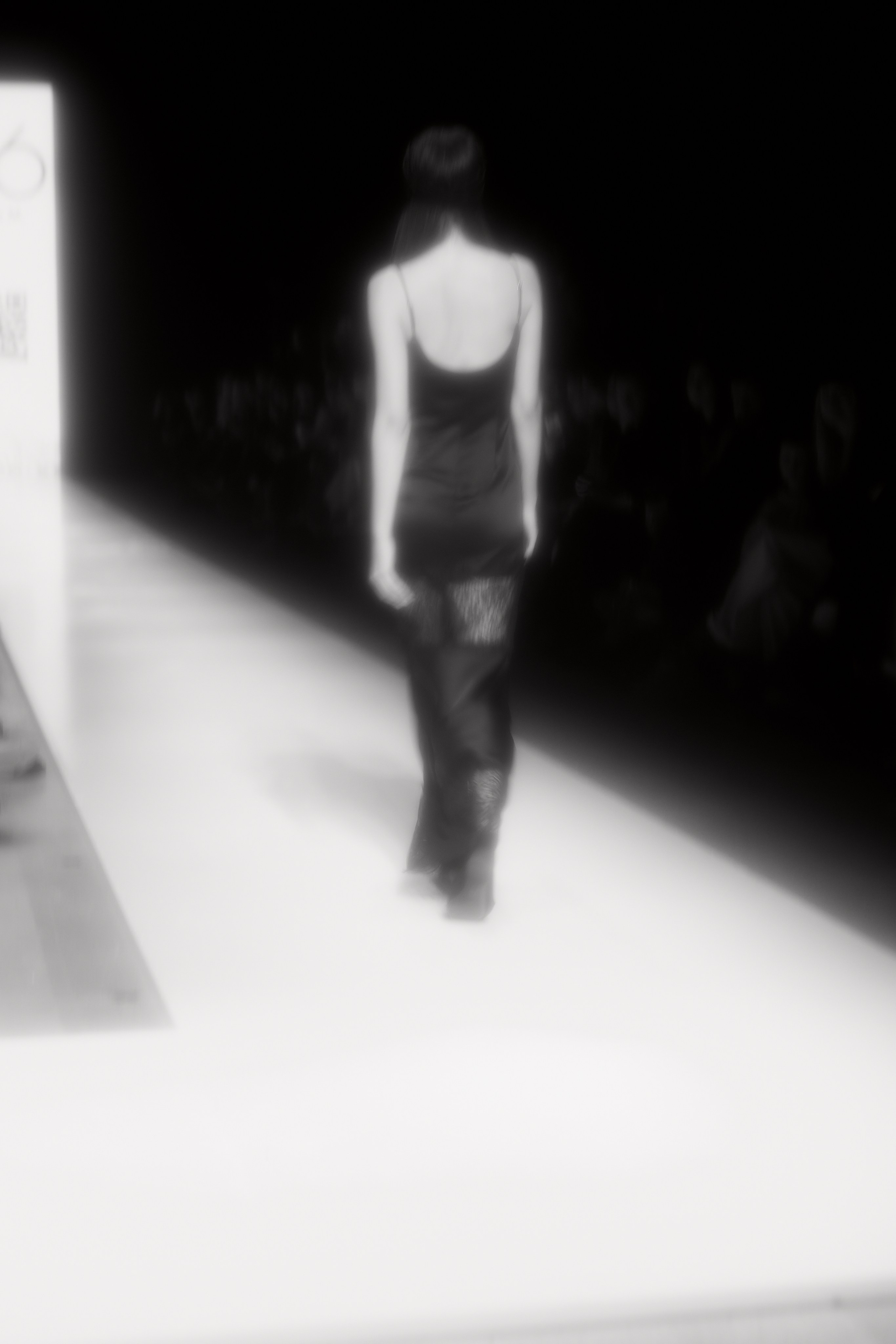 Неделя Моды в Москве Октябрь 2024 (Черно-белый). Фотограф в Мурманске Оксана Черноморец