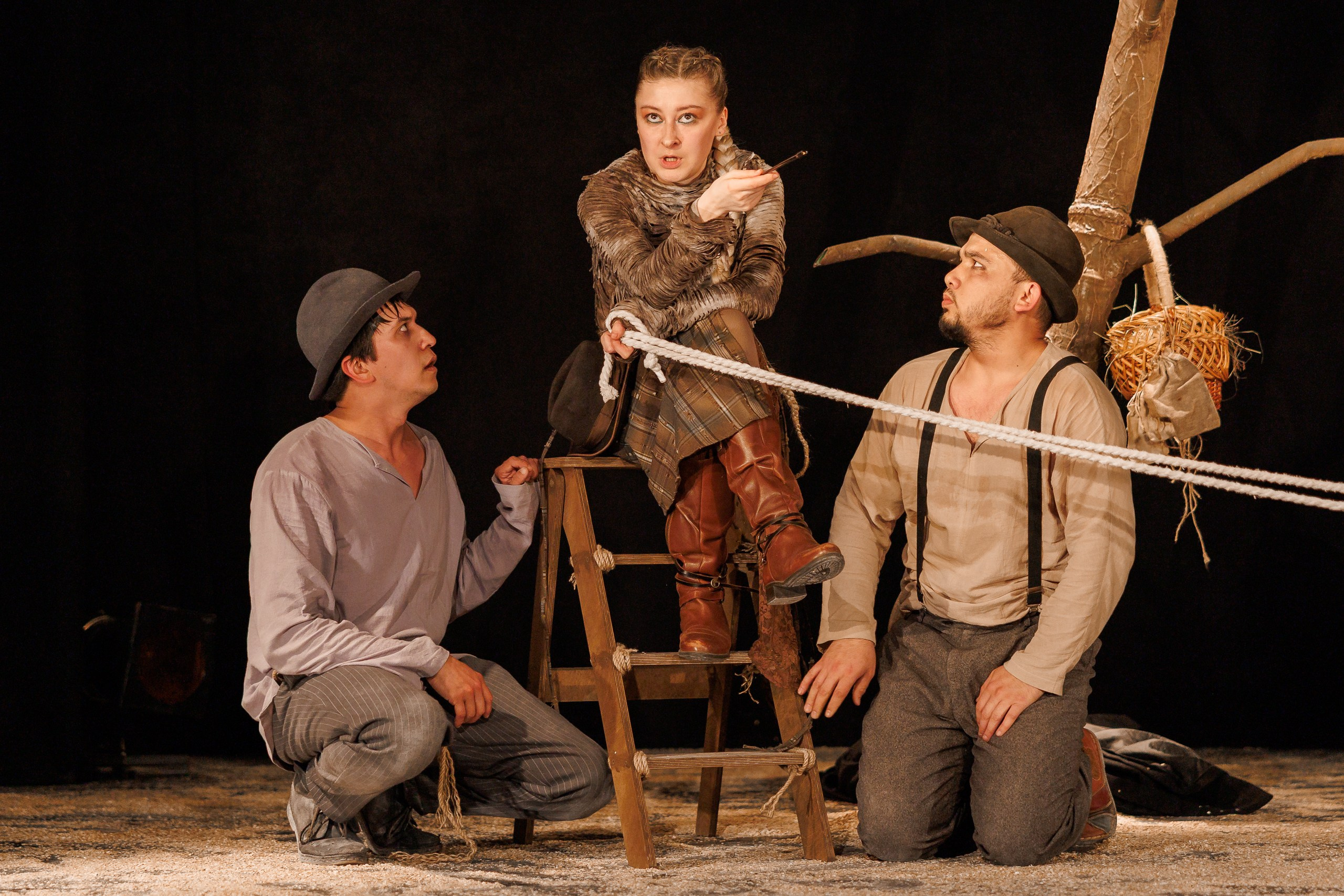 Спектакль «В ожидании Годо» от театра Д. Лица в СПб. Фотограф в Санкт-Петербурге — Сергей Петров