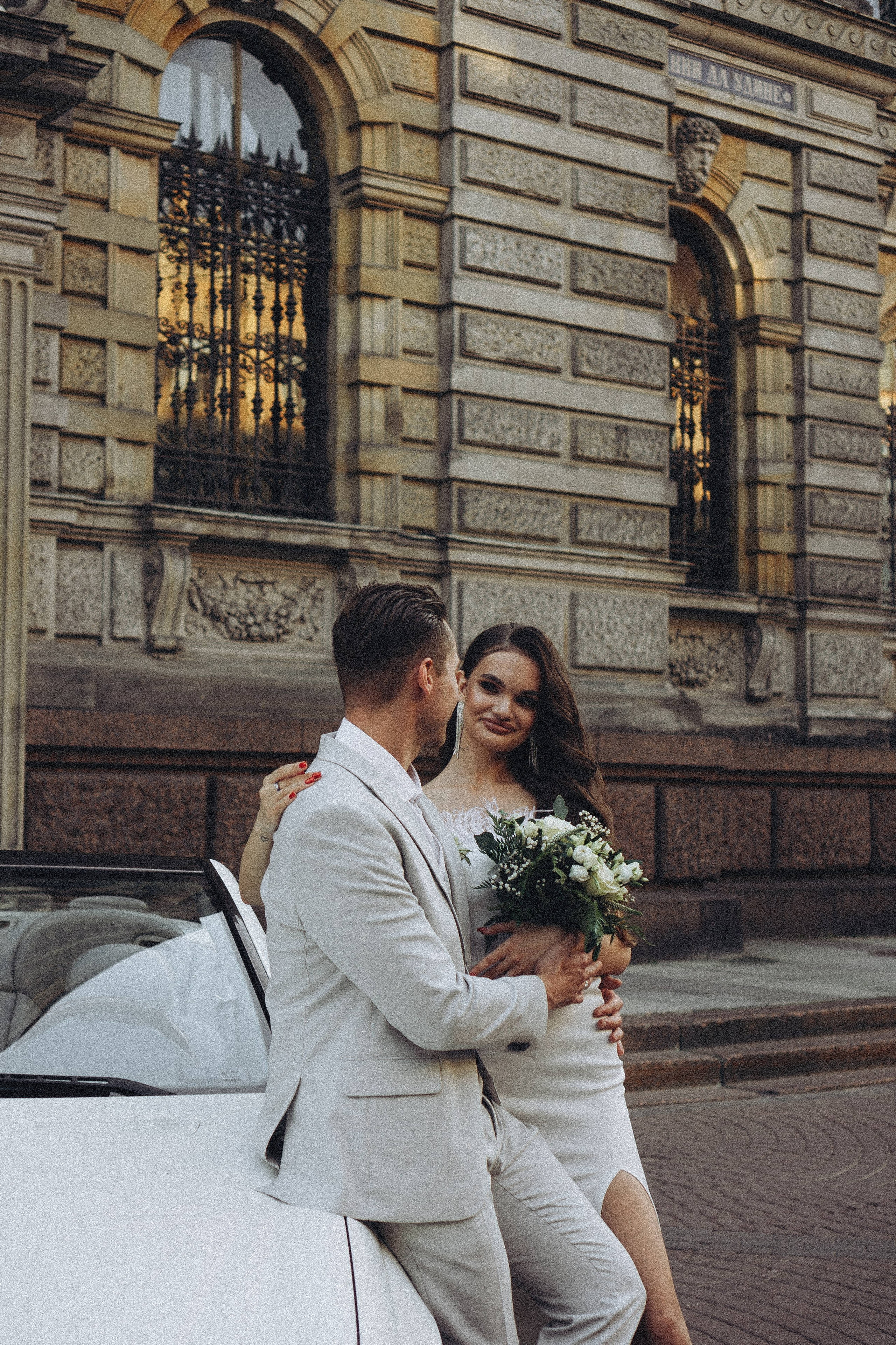 Свадебная сьемка у академии Штиглица. Профессиональный фотограф, Санкт-Петербург — Виктория Богомолова