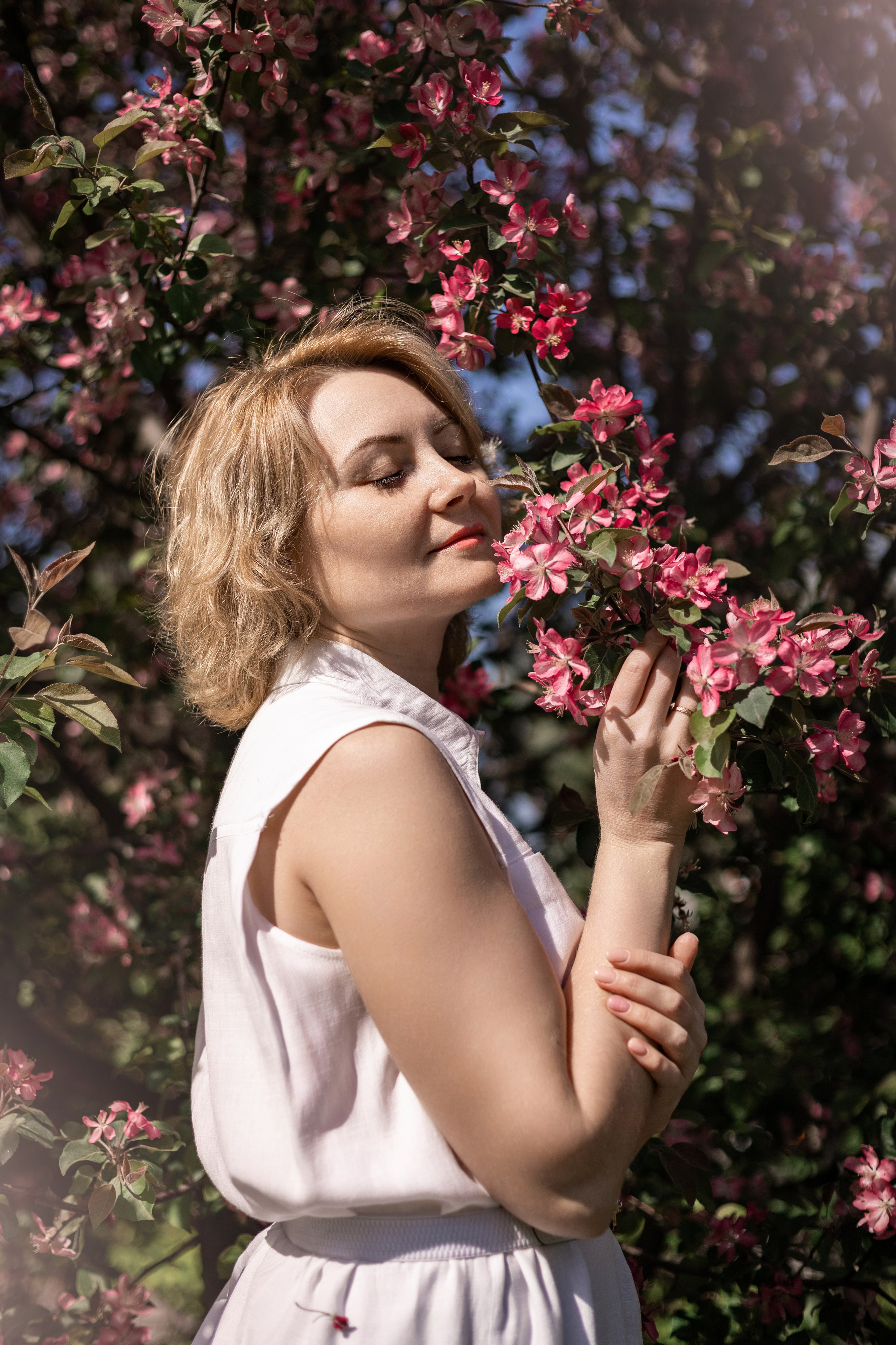 Цветение яблони 2023. Фотограф Пермь. Свадьбы. Семья и дети, школа, д. сад. Фотокниги