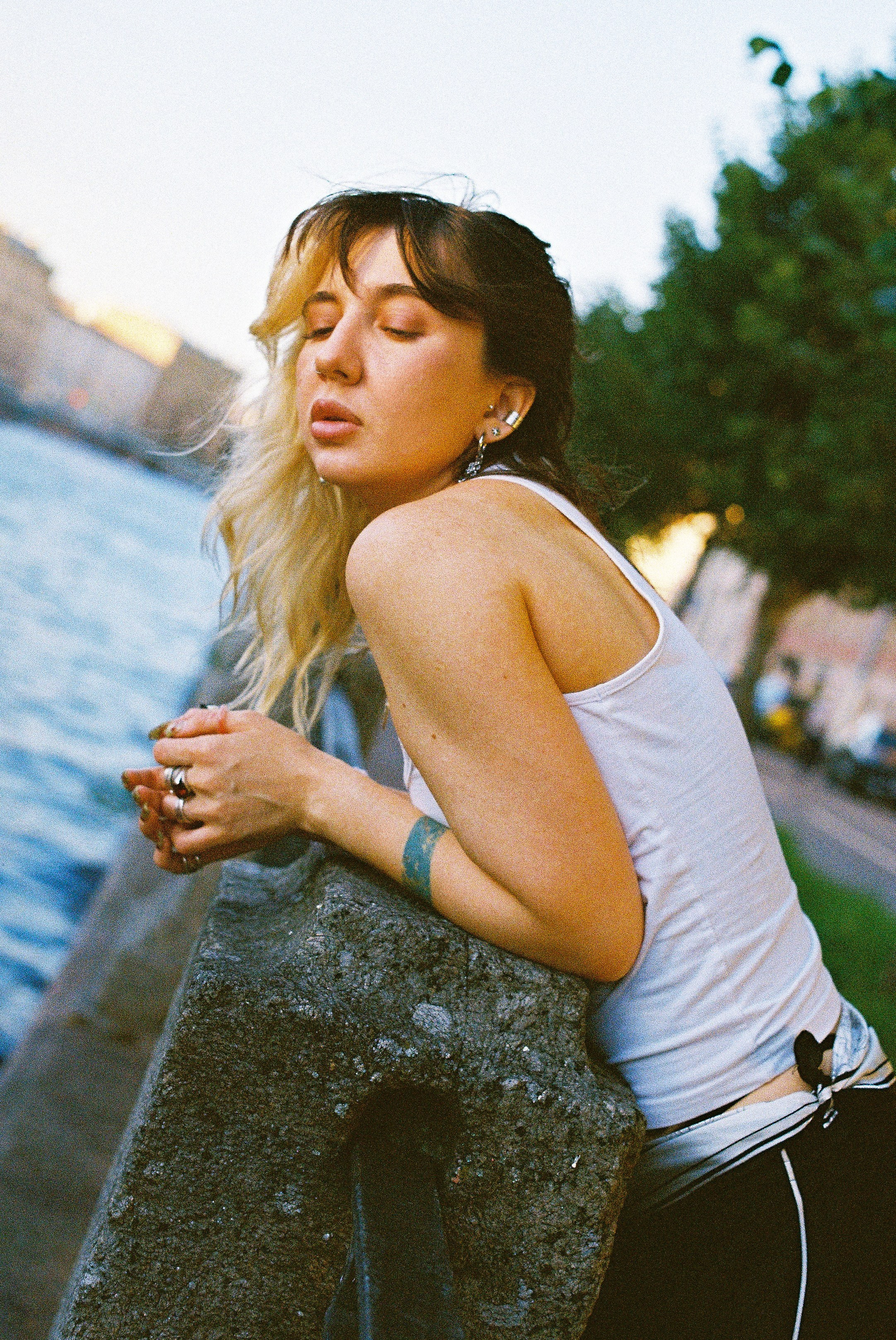 Dasha. Пленочный фотограф Петербурга — Анастасия