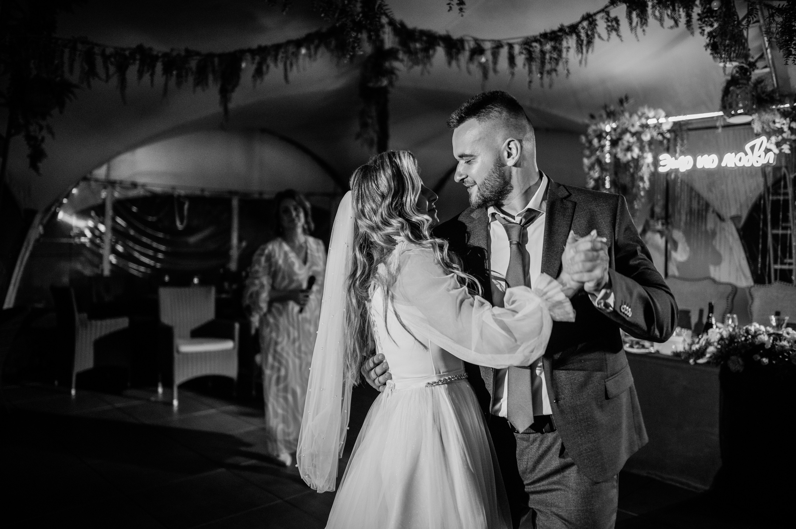 Свадебная фотосессия в Брянске, ресторан «Инжир». Свадебный и репортажный фотограф видеограф Брянск/Москва