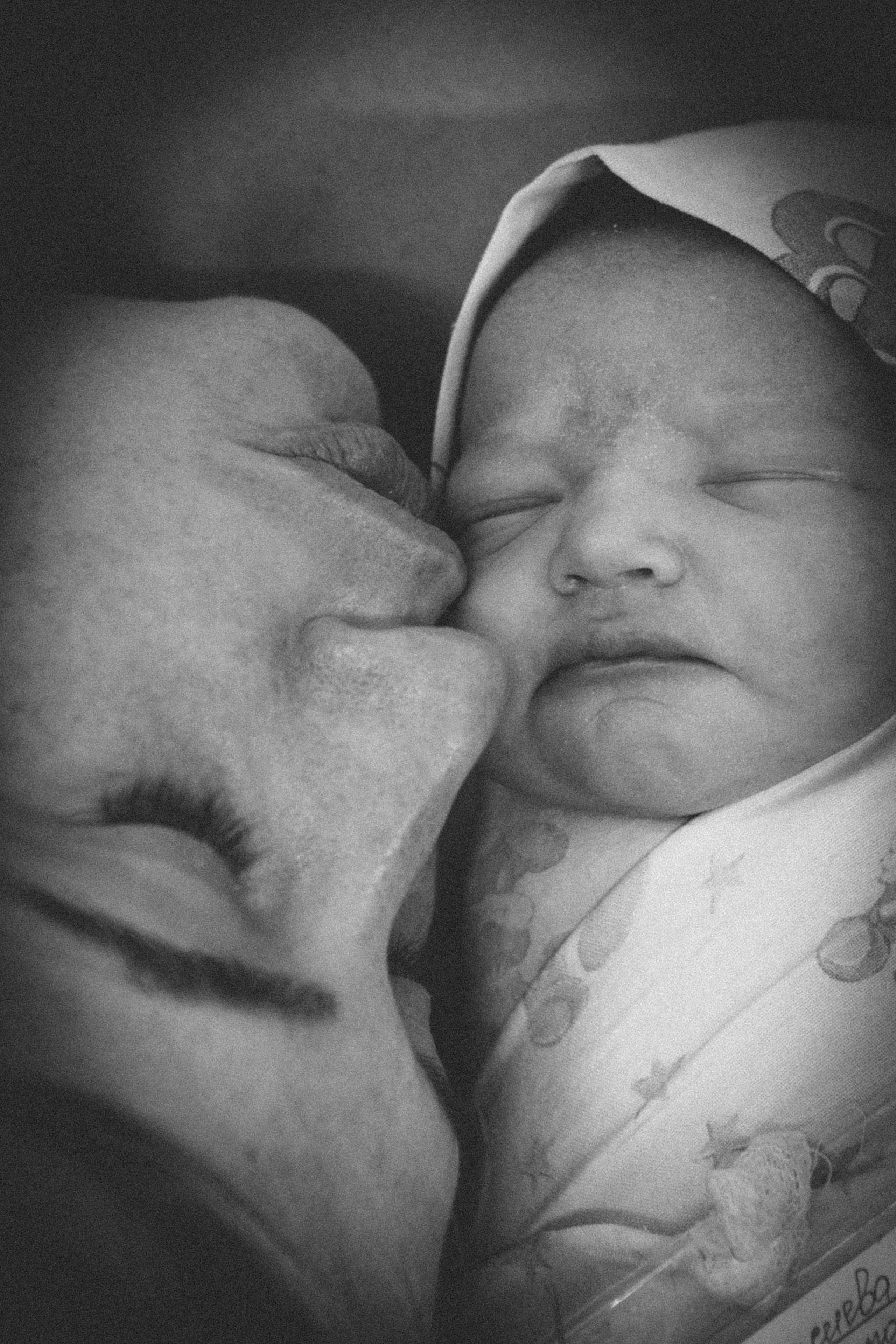 Рождение Нинэль. Семейный фотограф и фотограф на роды в Ростове-на-Дону Мухина Виктория