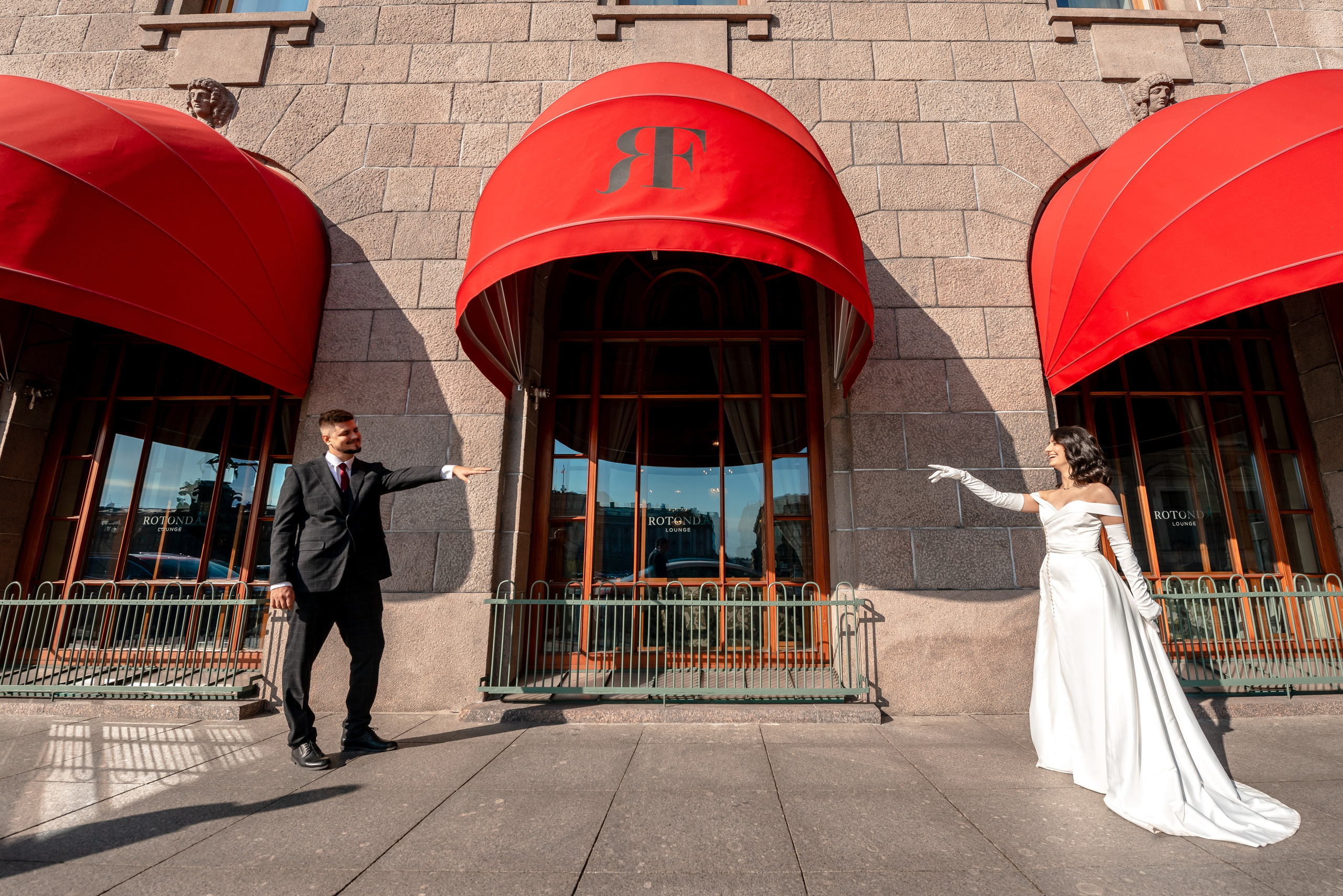 Камерная свадьба в Первом Дворце Бракосочетания №1 на Английской набережной Яны и Евгения. Портретный, семейный и свадебный фотограф в Санкт-Петербурге и в Пушкине Ширяев Денис