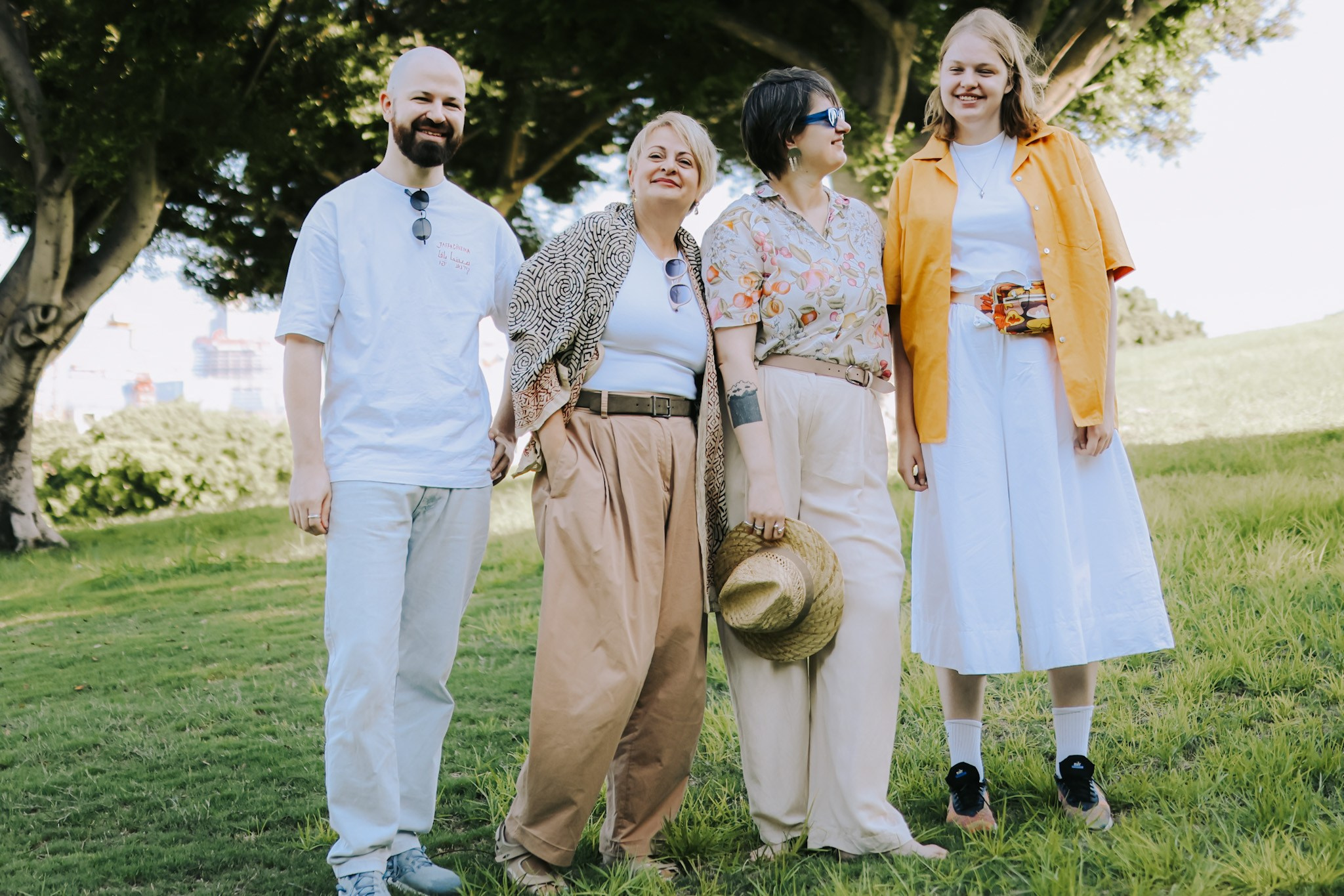 Family shoot, Ramat Gan | August 2025. Photographer in Israel Alice Milchin