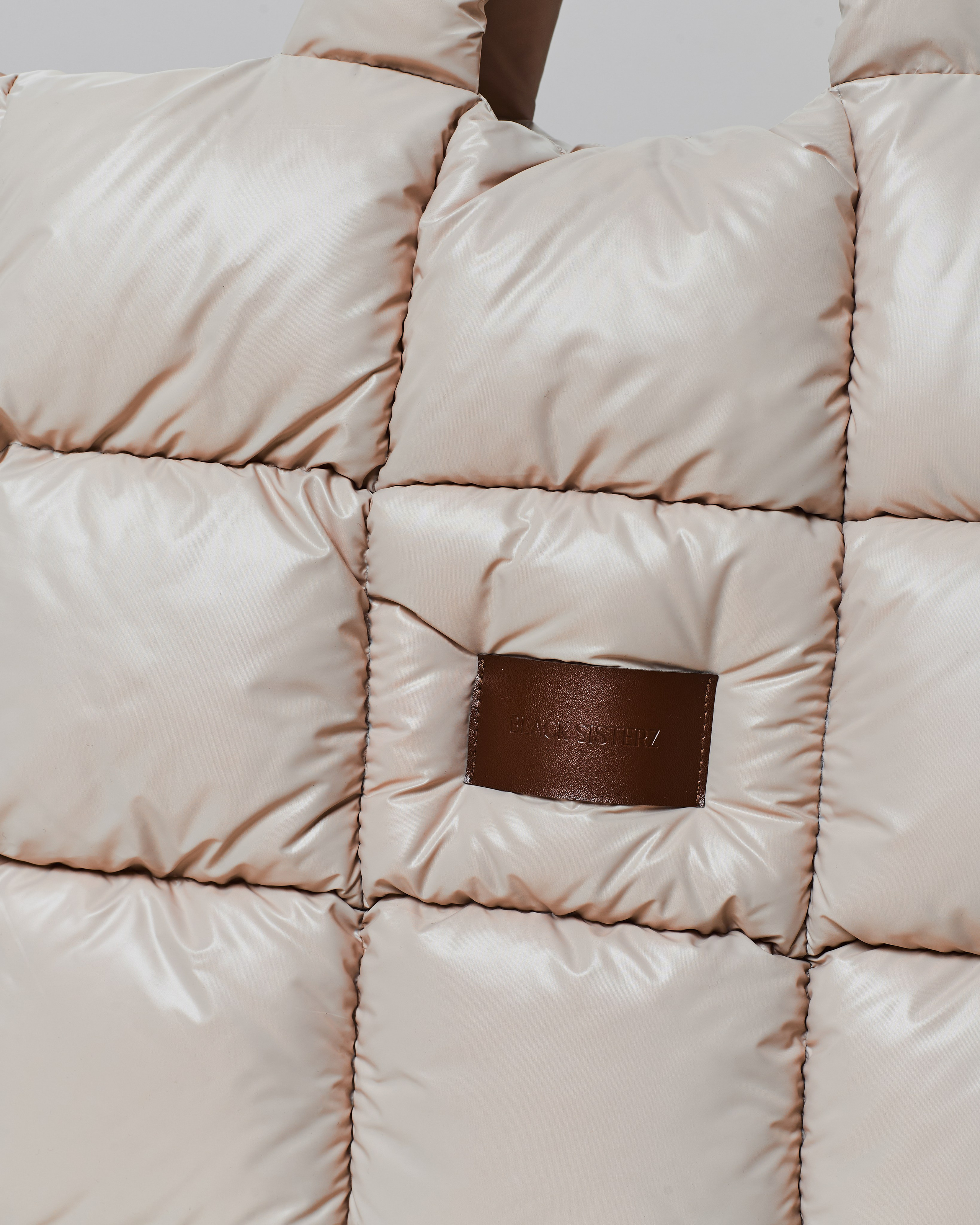 BLACK SISTERZ. Ася Солопова, фотограф Тюмень