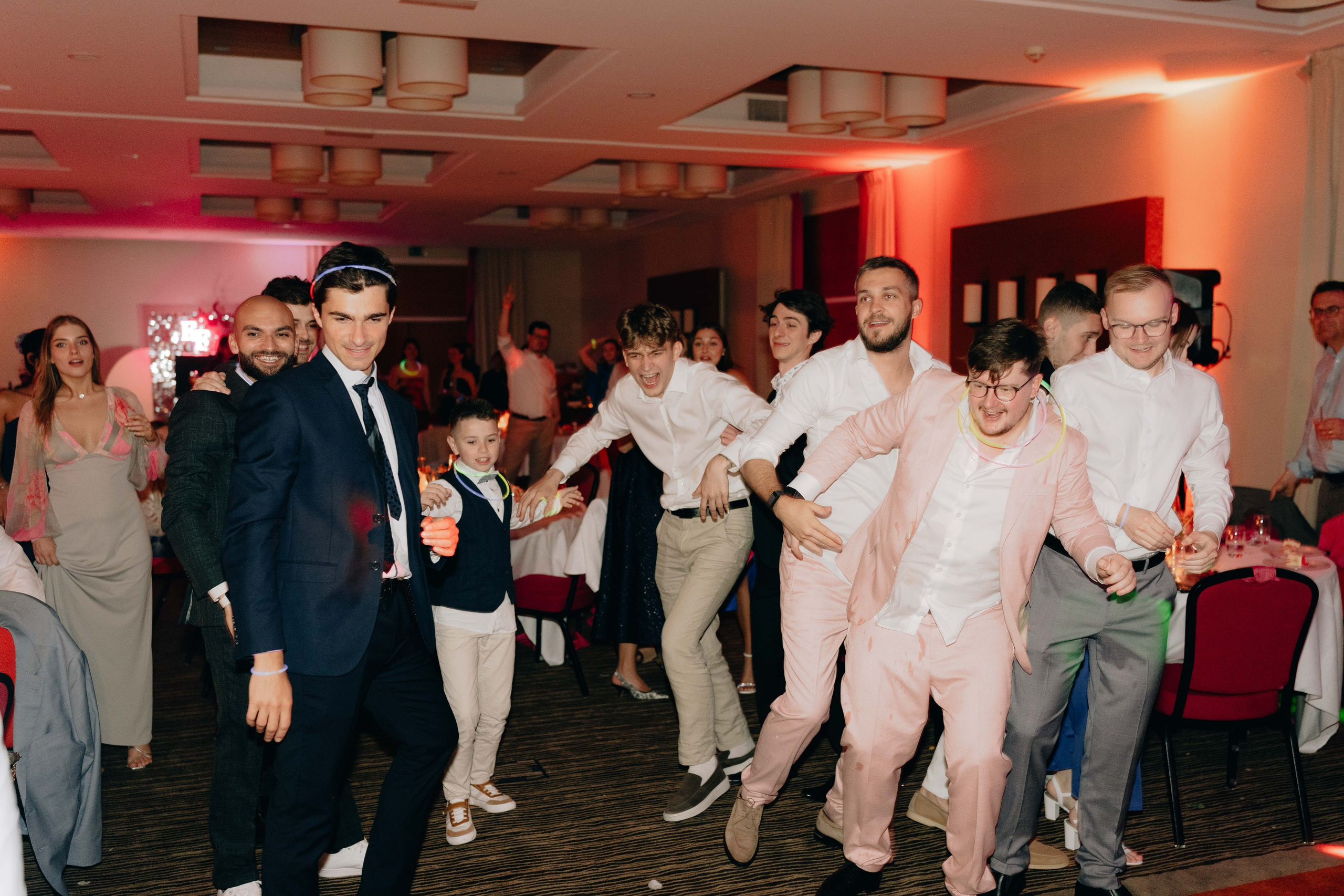 Photographe mariage Suisse Genève Europe. Professional Wedding Photographer Geneva & Romande Switzerland | Tanya Creator