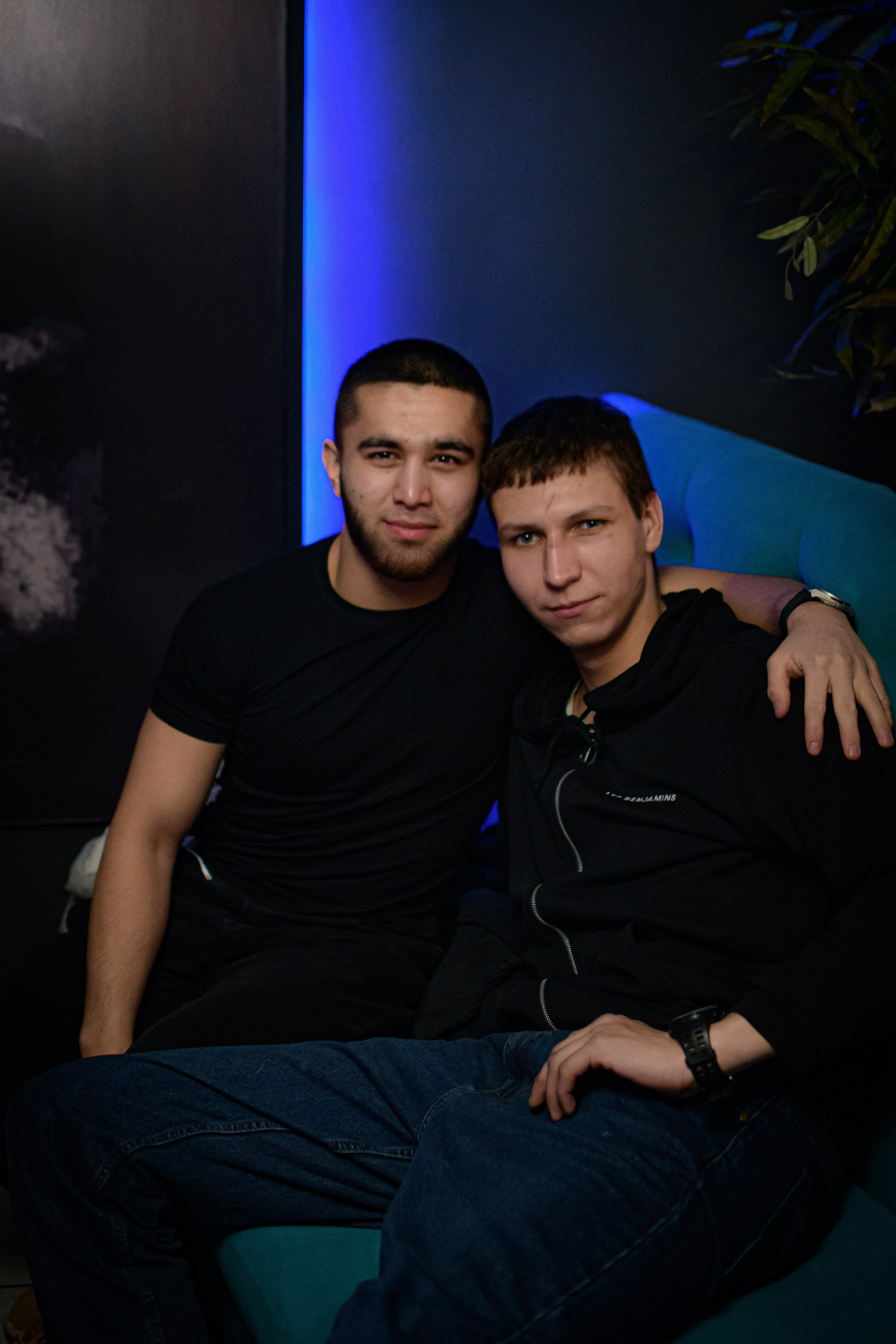 HOLLYWOOD / 6 YEARS. Photokarish