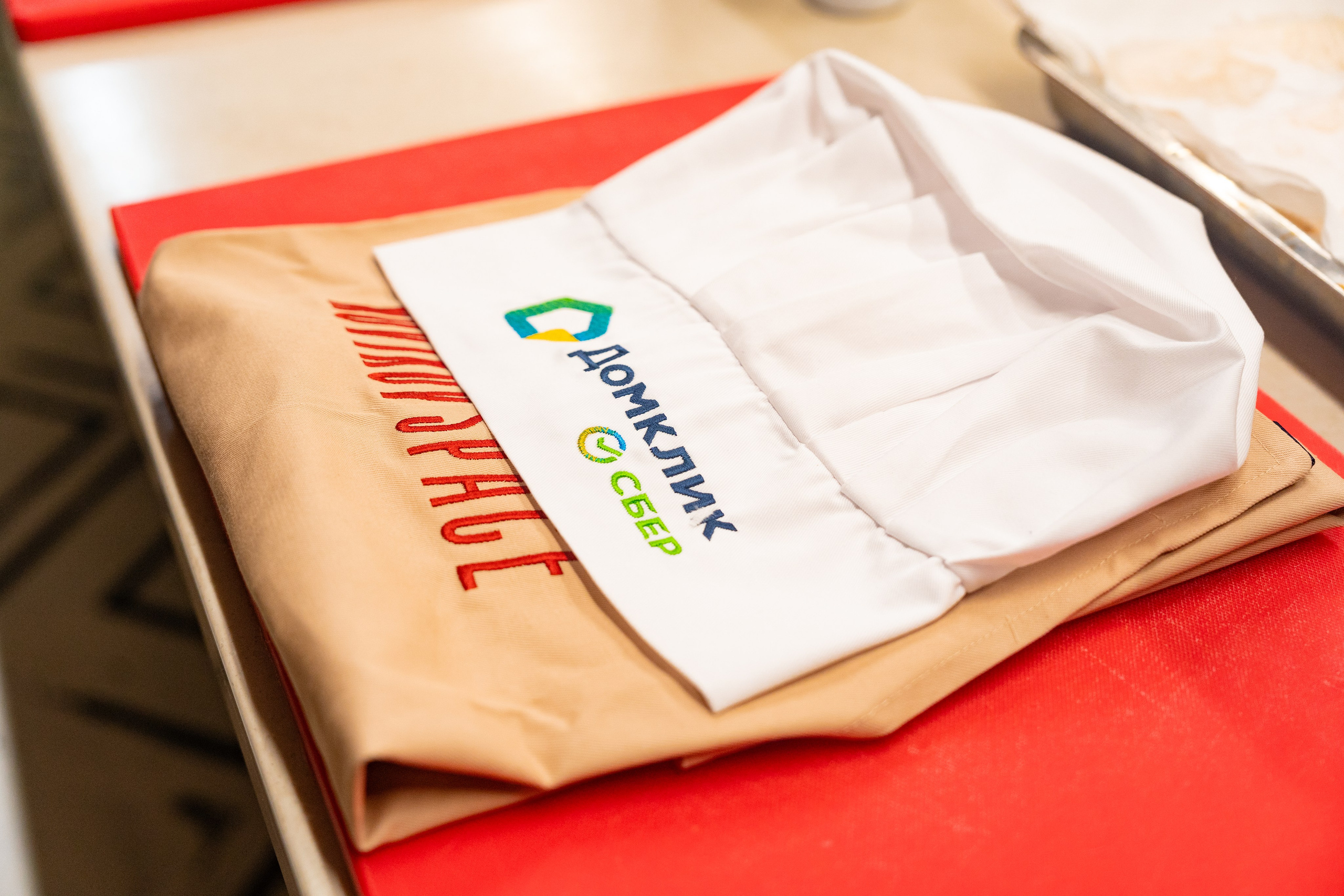 NOVIKOV SCHOOL — Умами зал. Фотограф Никита Комаров