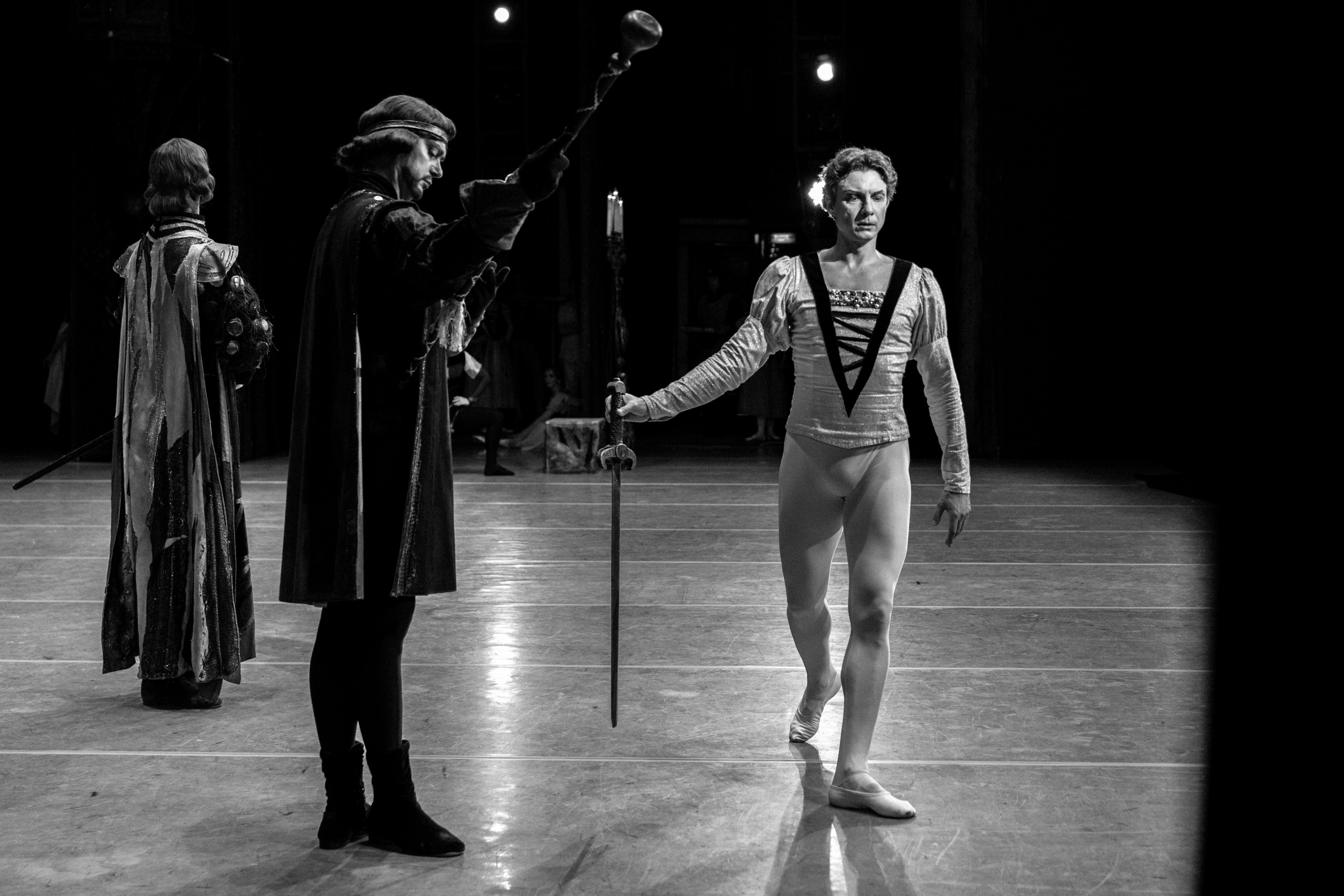 Краснодарский балет. «Лебединое озеро». Фотограф в Краснодаре | Женский портрет, семейные, репортаж мероприятий, ню, арт-ню | Лагунов Владимир