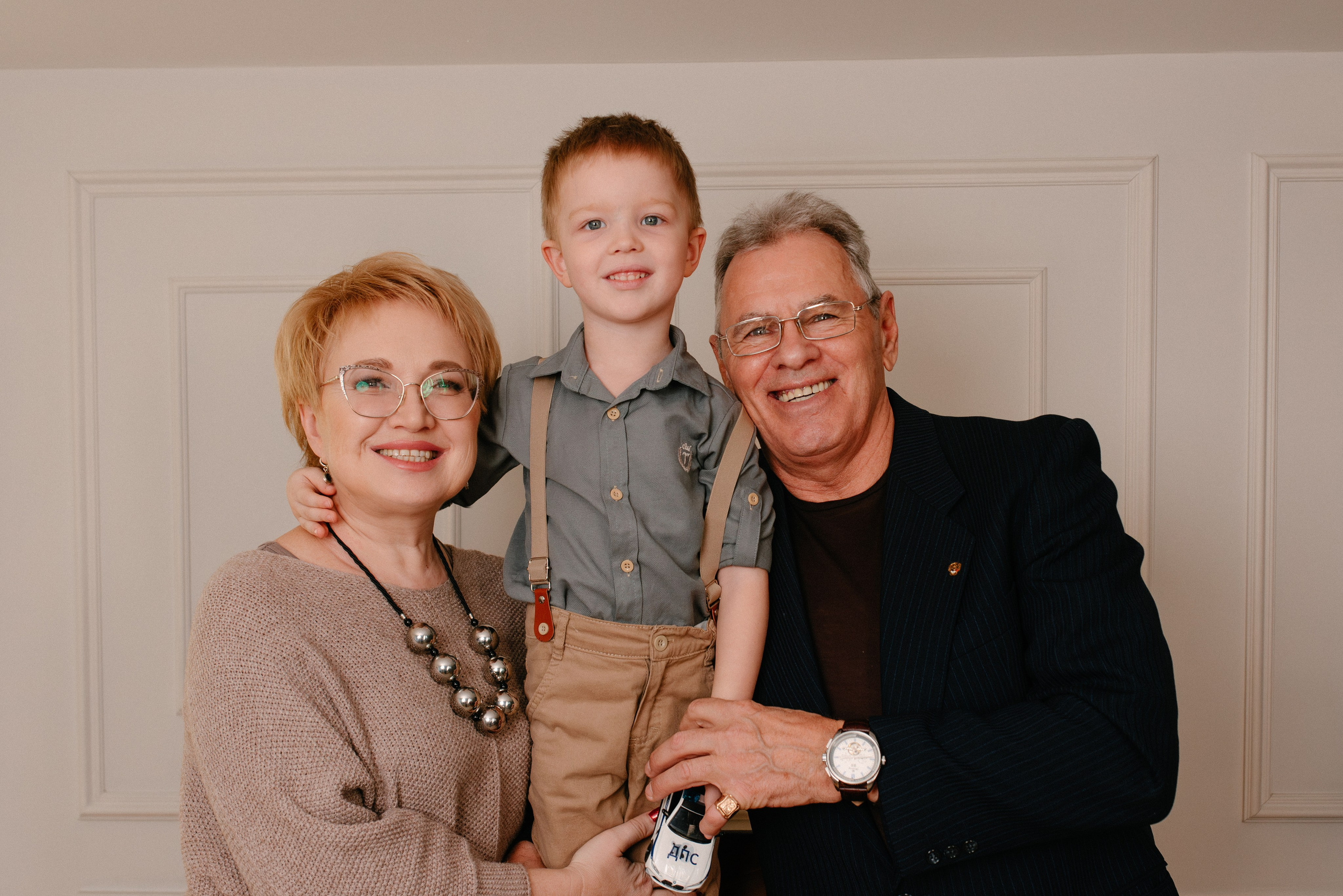 Большая семейная съемка к дню рождения Михаила. Фотограф в Новосибирске Анастасия Курто