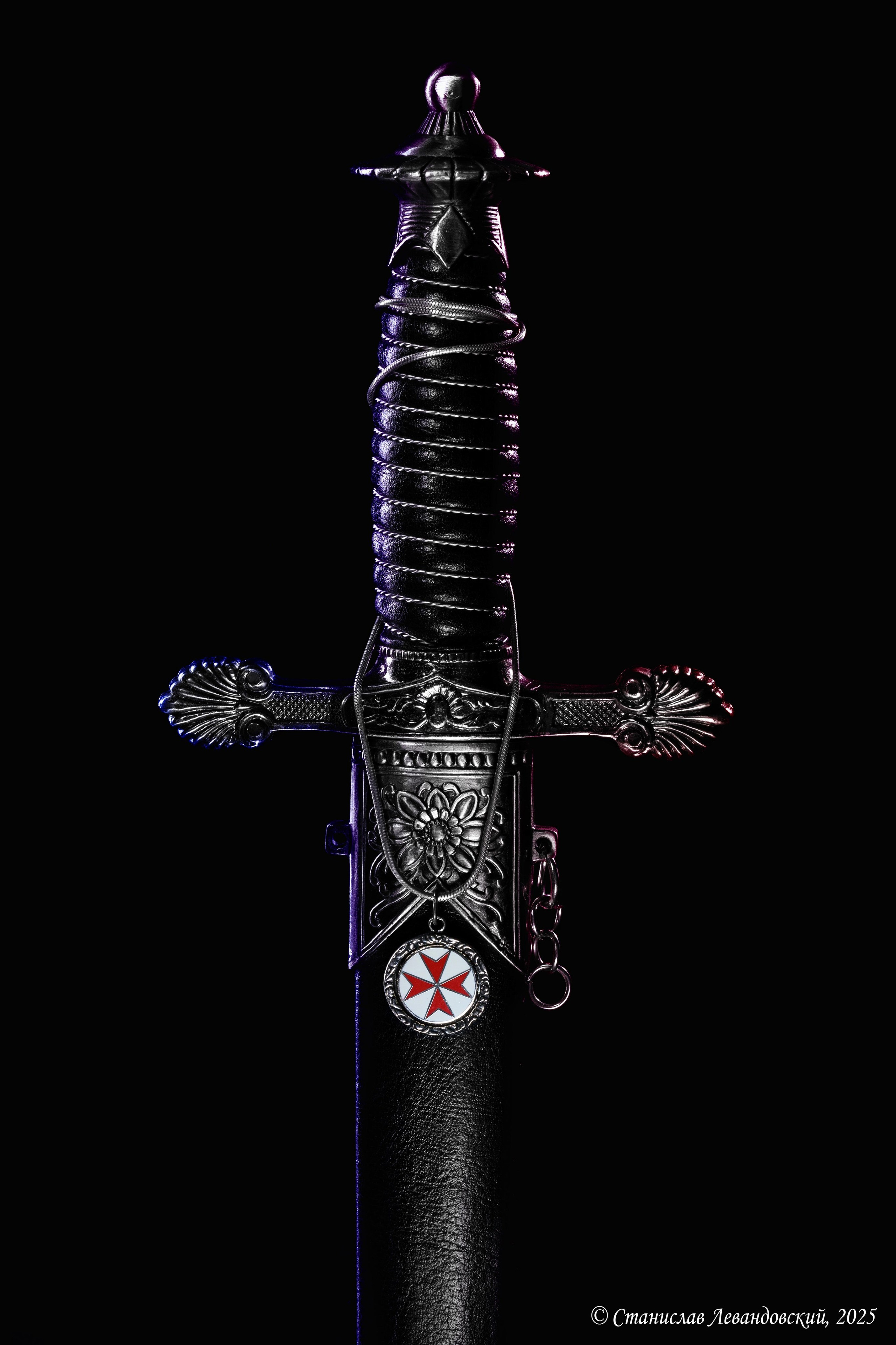 Предметы с глянцевой поверхностью. Предметный фотограф в Москве Станислав Левандовский