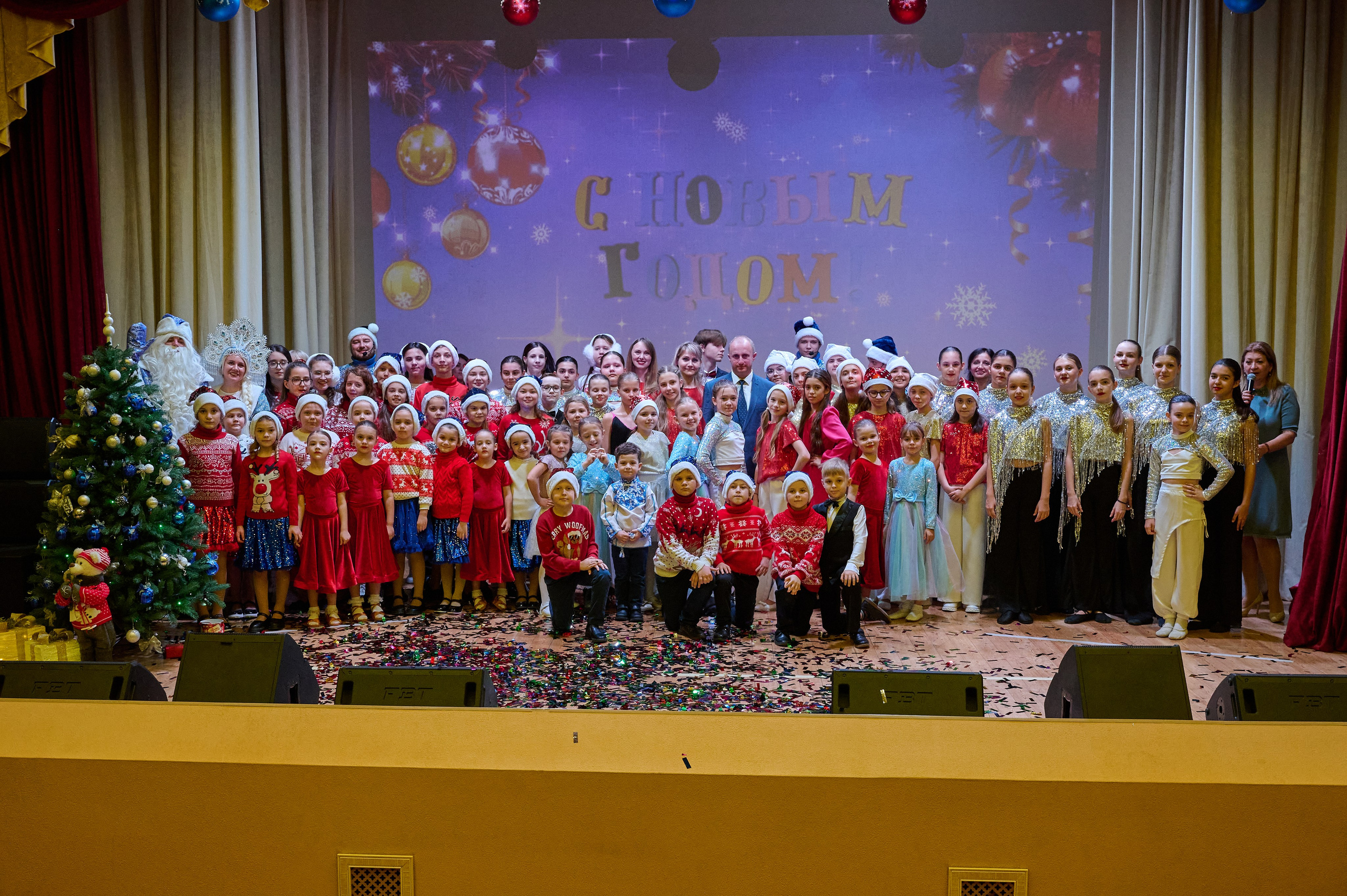 Новогодний концерт. Жизнь курорта Кабардинка в фотографиях