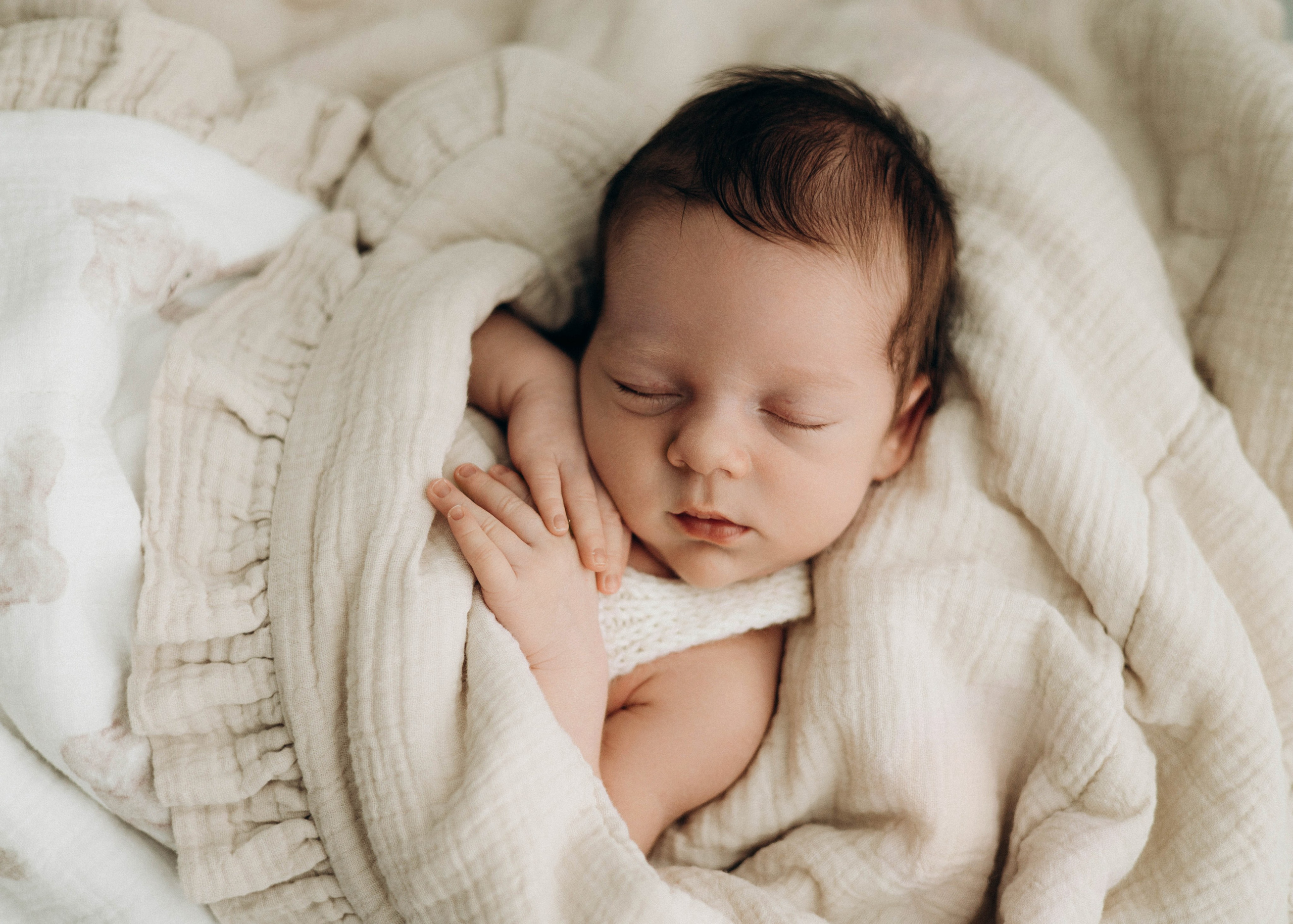 НОВОРОЖДЕННЫЕ МАЛЫШИ. Фотосессия новорожденных в Москве и Московской области