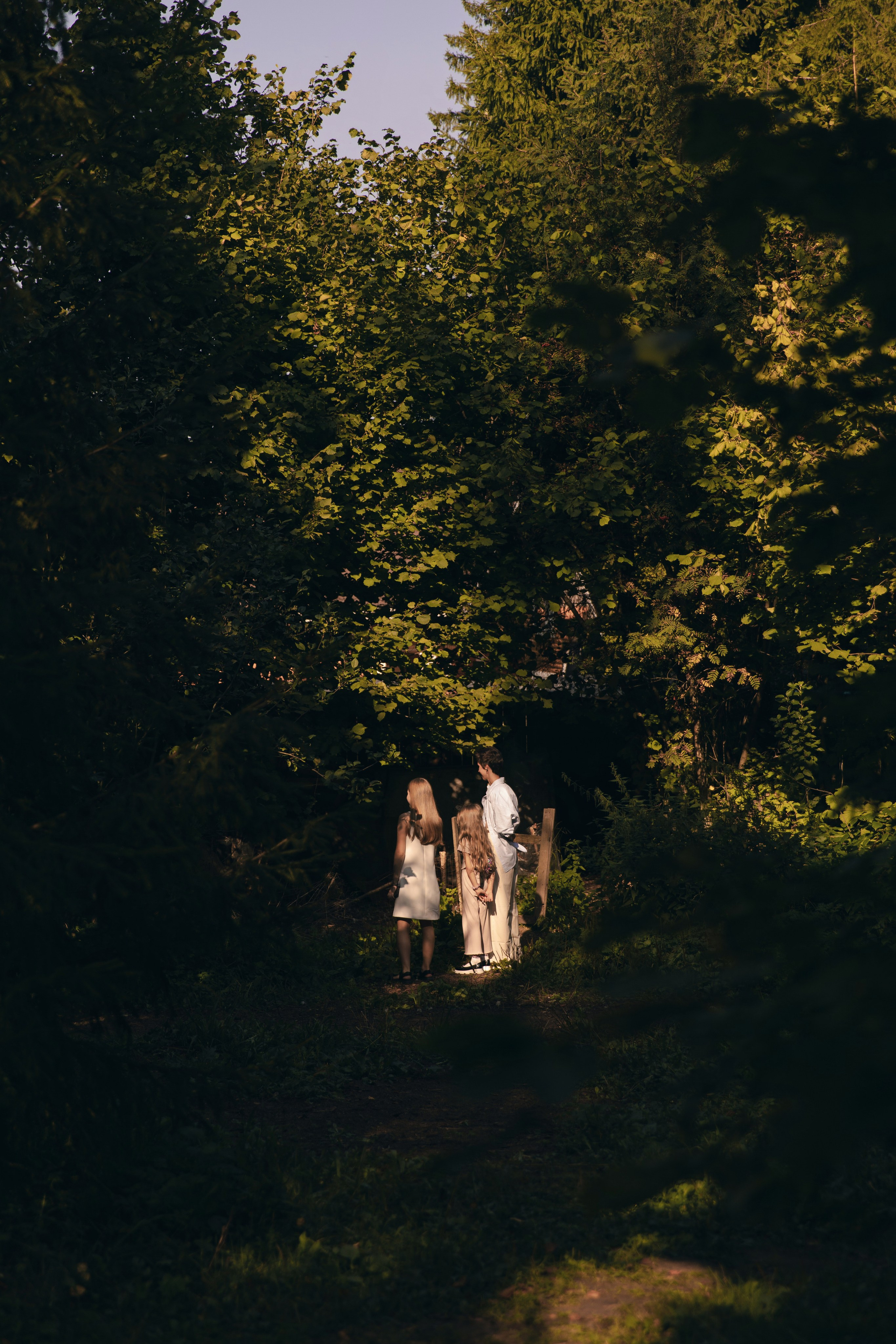 ПАРОЧКА В ЖЕЛТЫХ САПОЖКАХ С РАЙОНА