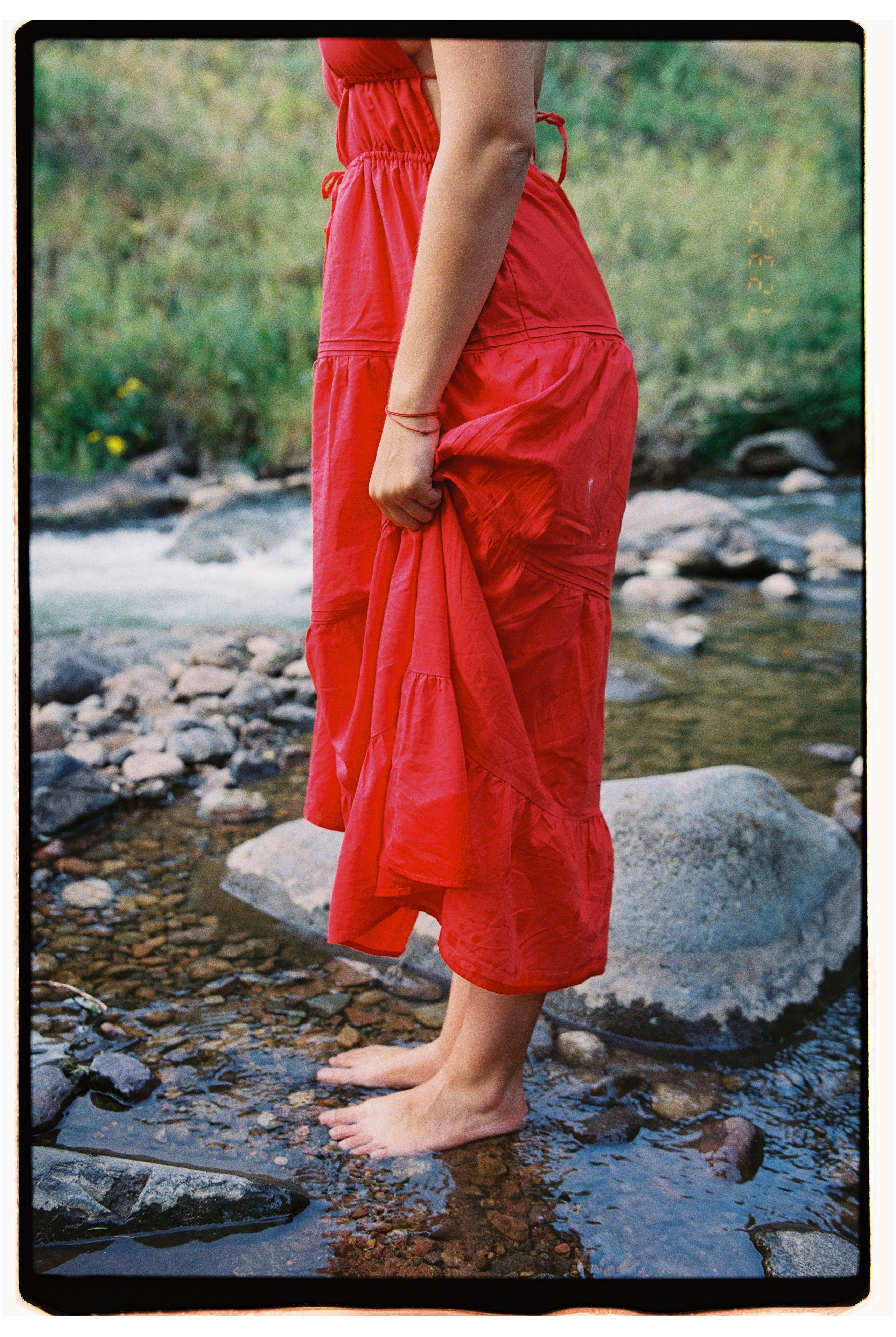 2025 — Путешествия на плёнку. Фотограф в Алматы — Алексей Коньков | Репортаж, свадьбы, портреты