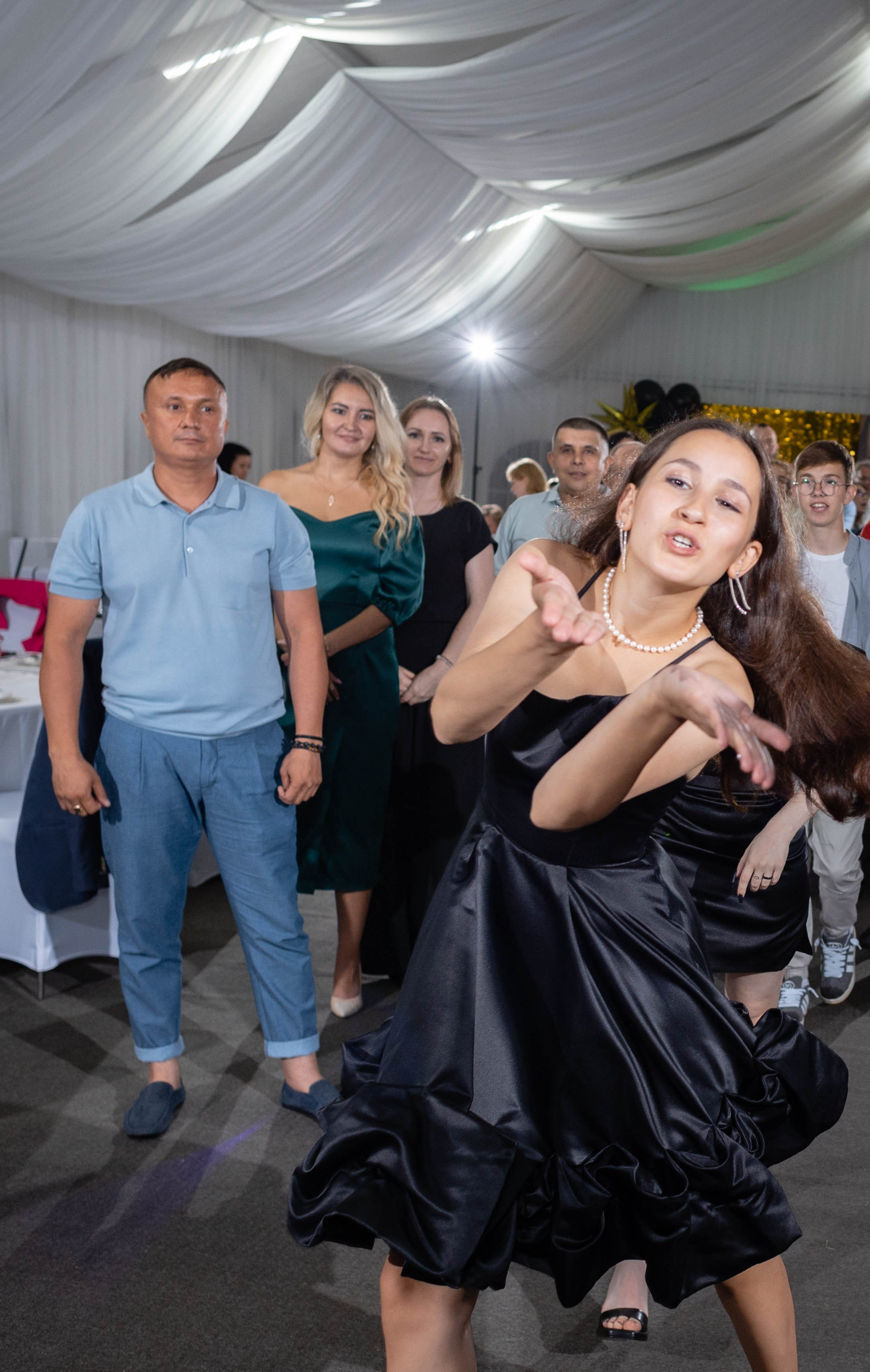 Выпуск 2024 9 кл г. Теплая. Фотограф Татьяна Орлова