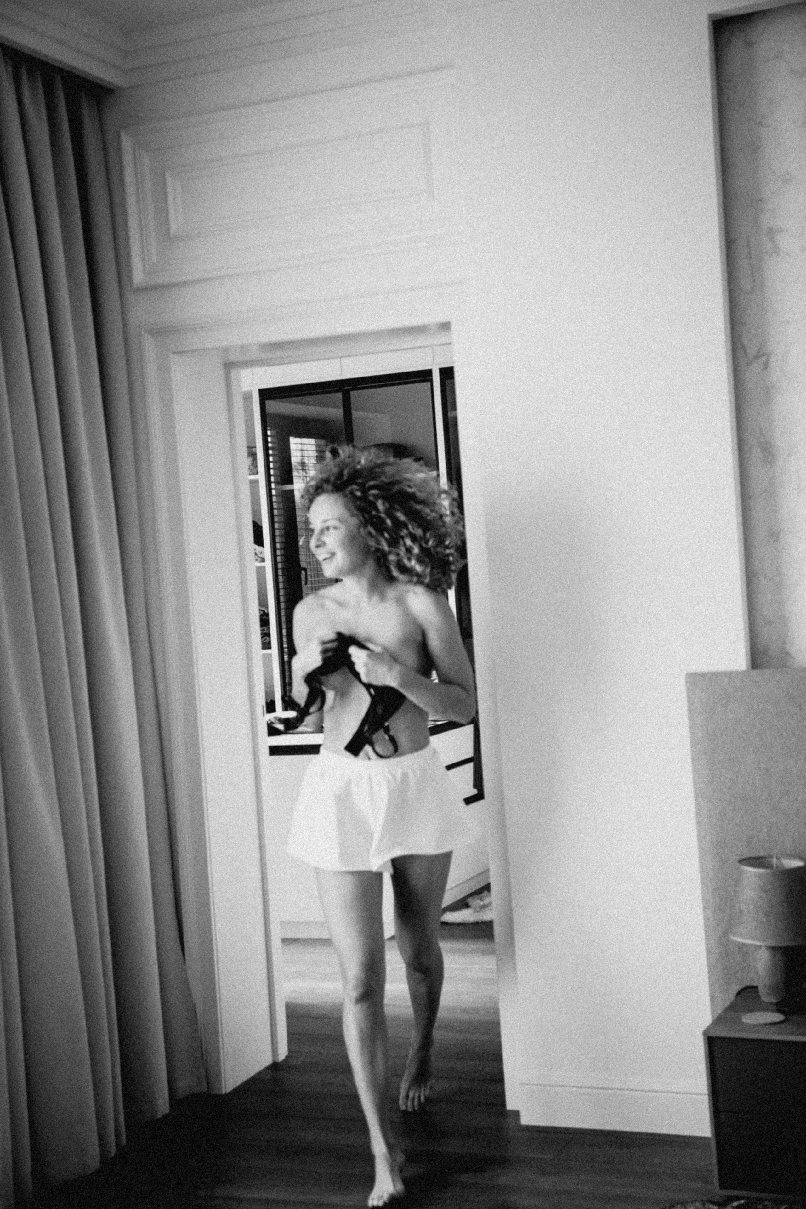 обнаженная девушка