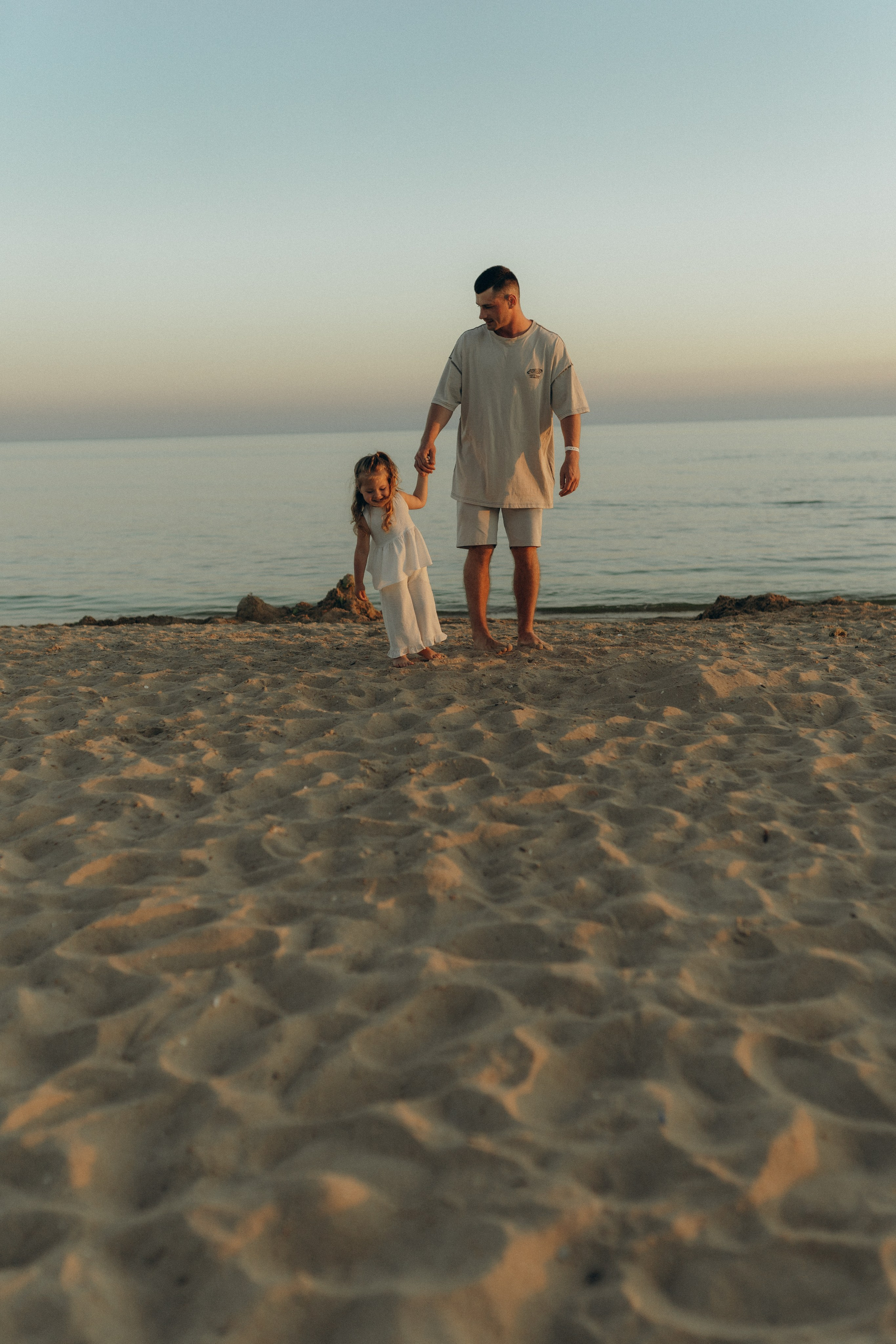 Приключения Аделины на море. Семейный lifestyle фотограф в Москве Рената Рафикова