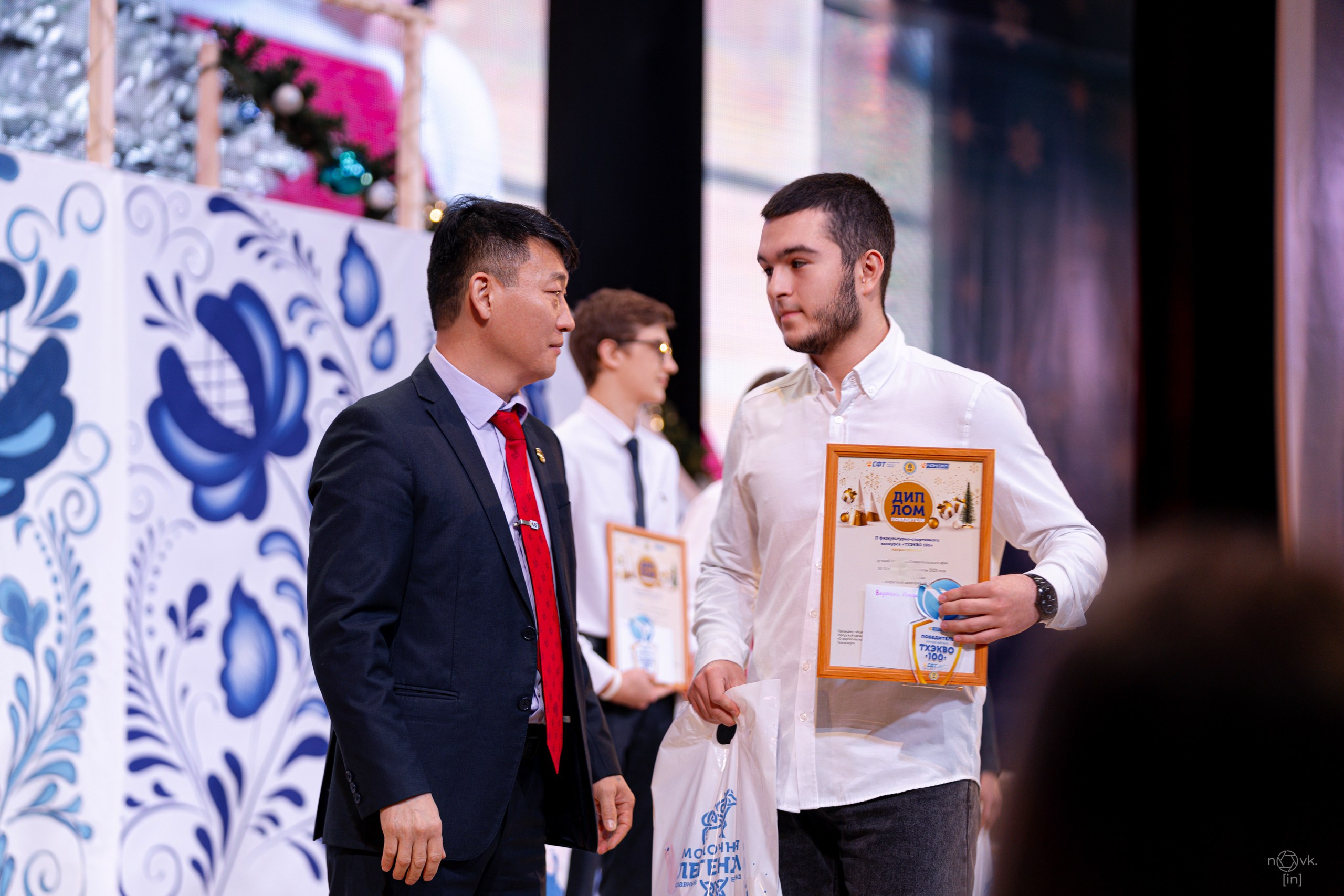 Ёлка. ФОТОГРАФ ИВАН НОВИКОВ | СТАВРОПОЛЬ