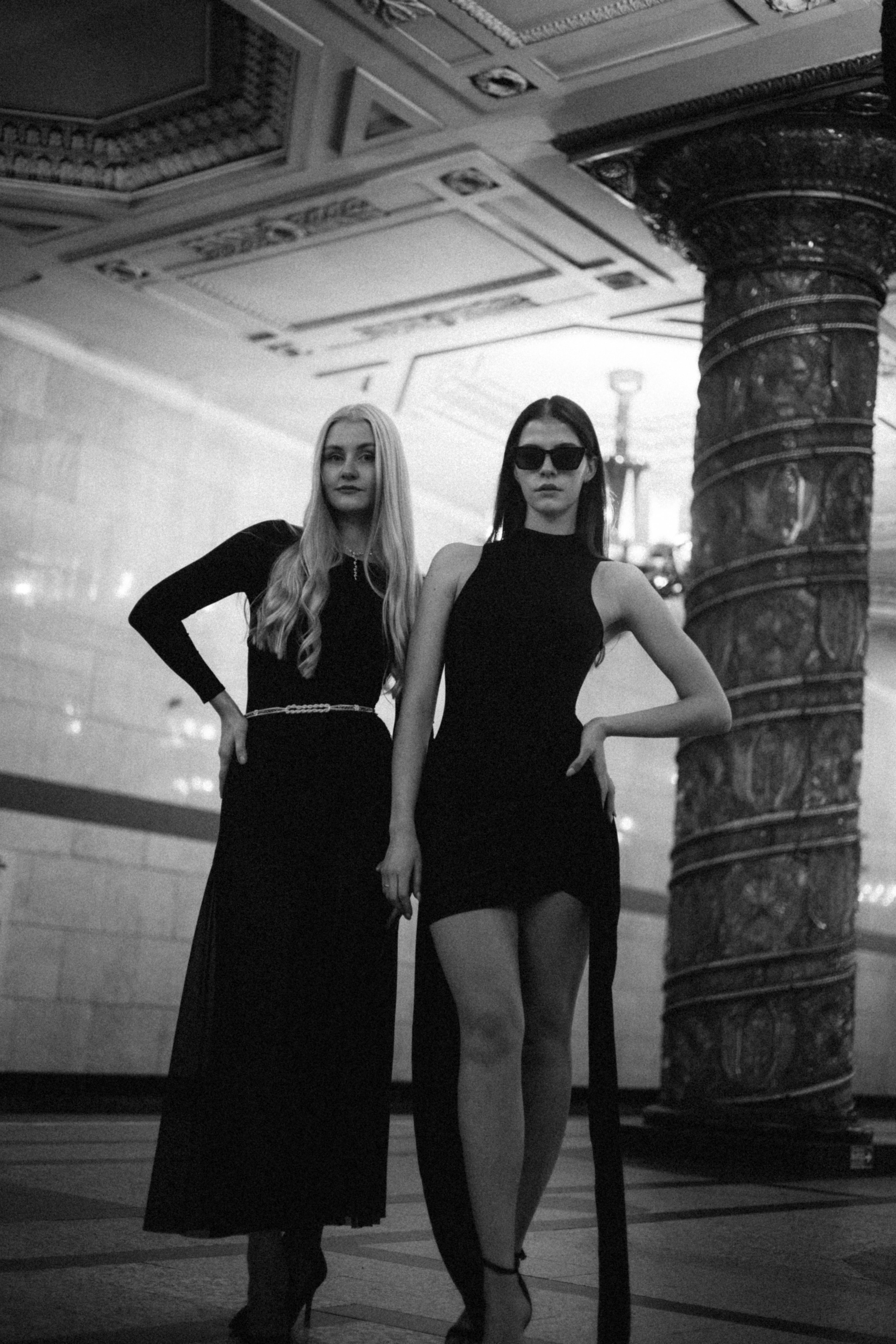 Лиза и Вика. Главная