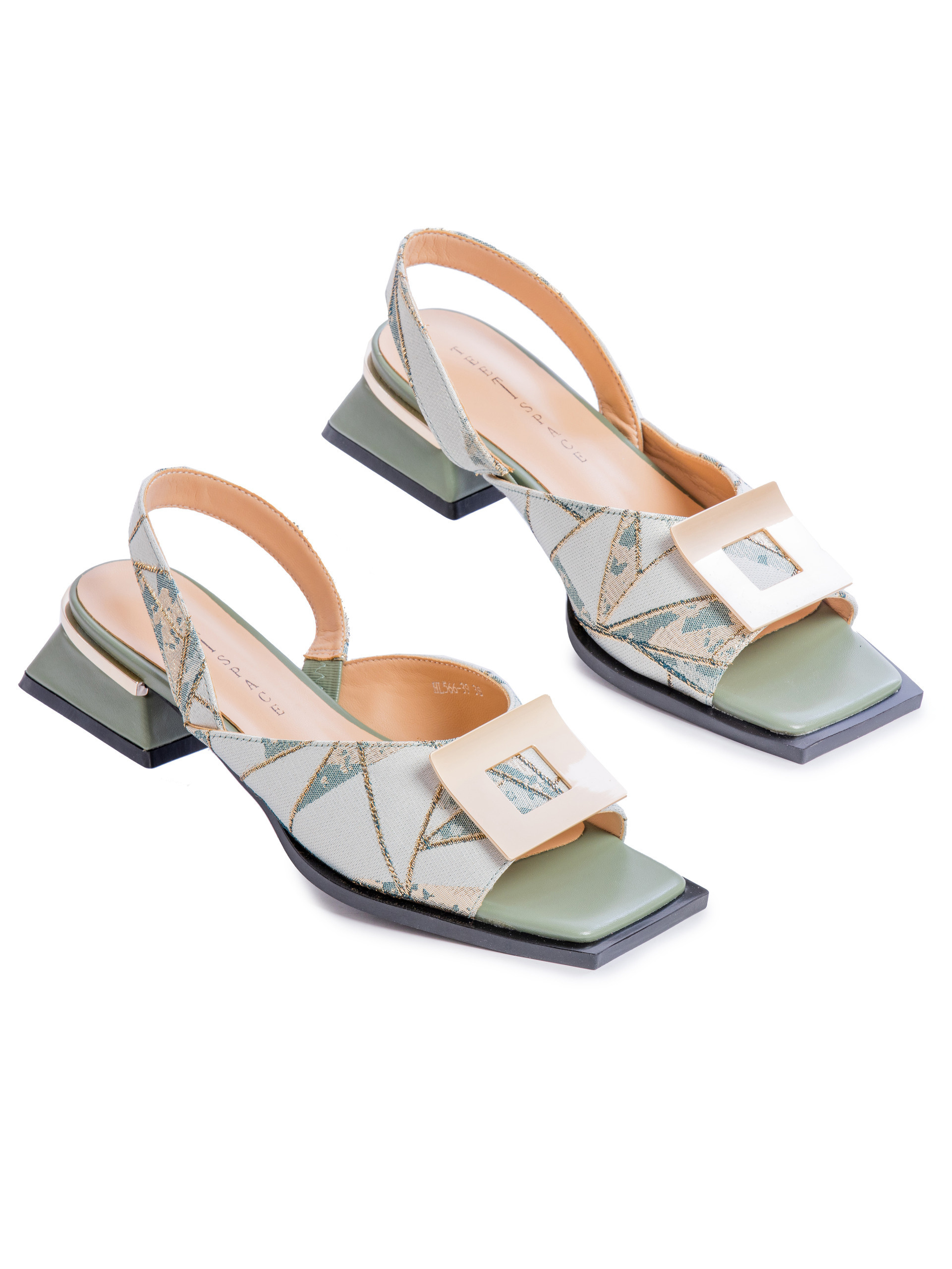 Предметная фотосъемка обуви для ОЗОН. Фотограф в Туле Крупский АнДРей. Фотостудия «КАДР71» в Туле