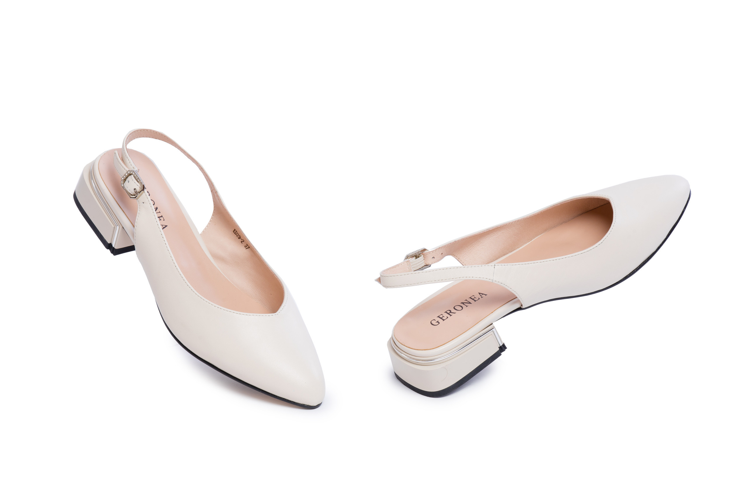 Предметная фотосъемка обуви для ОЗОН. Фотограф в Туле Крупский АнДРей. Фотостудия «КАДР71» в Туле