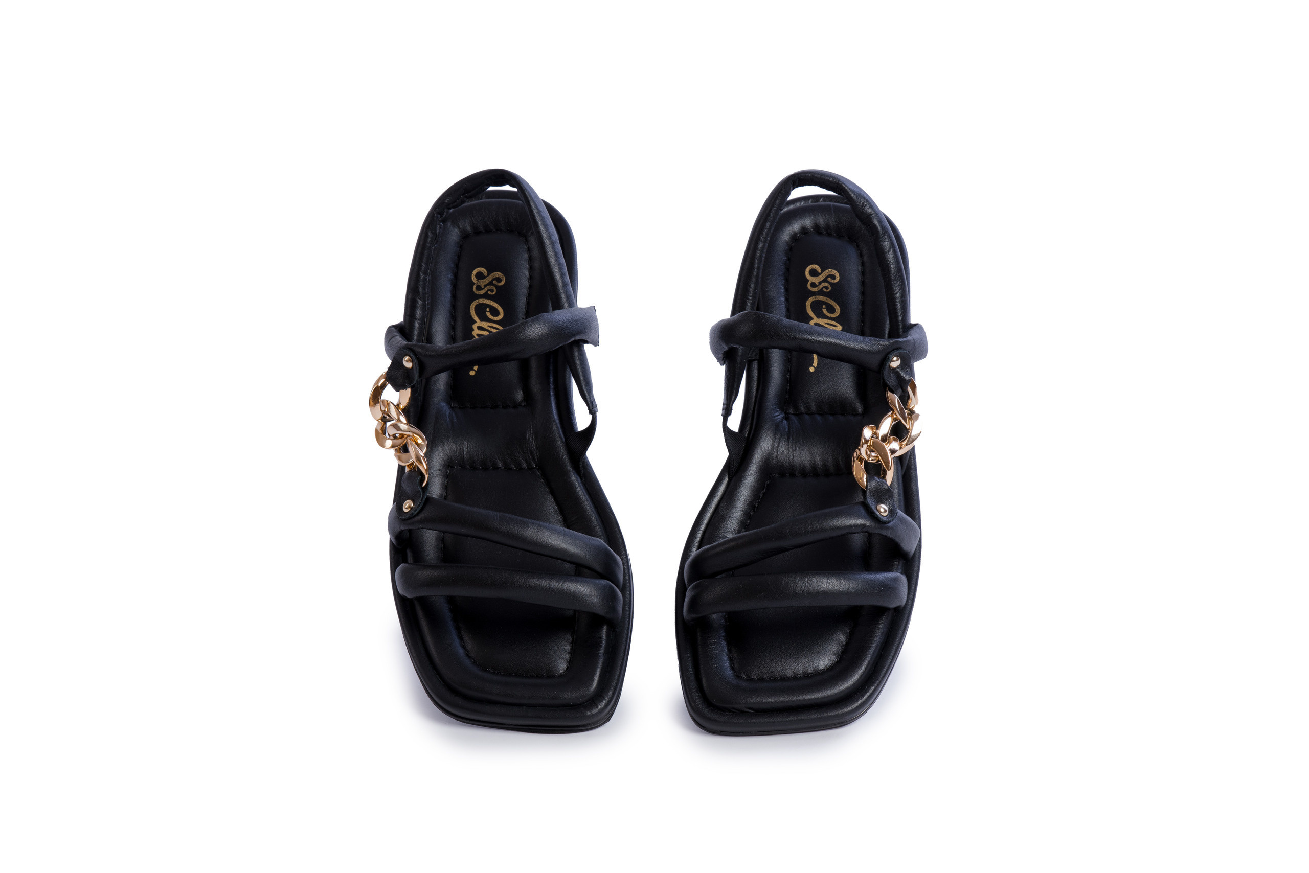 Предметная фотосъемка обуви для ОЗОН. Фотограф в Туле Крупский АнДРей. Фотостудия «КАДР71» в Туле