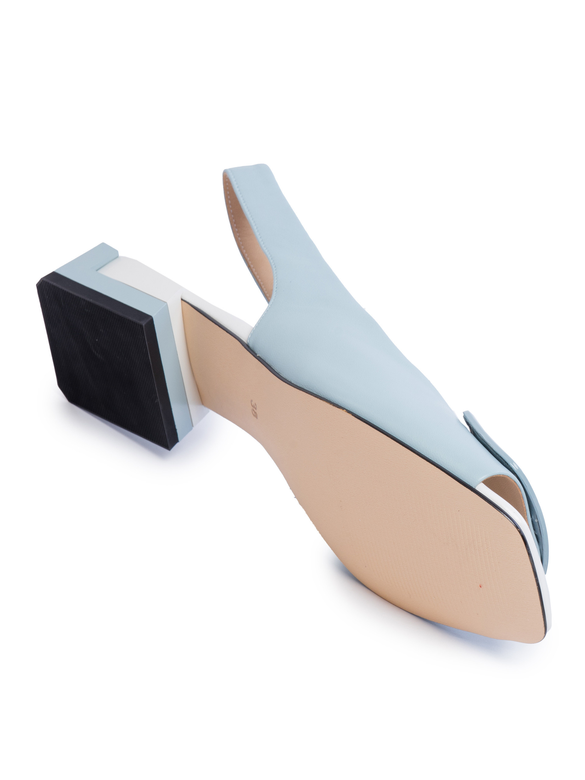 Предметная фотосъемка обуви для ОЗОН. Фотограф в Туле Крупский АнДРей. Фотостудия «КАДР71» в Туле