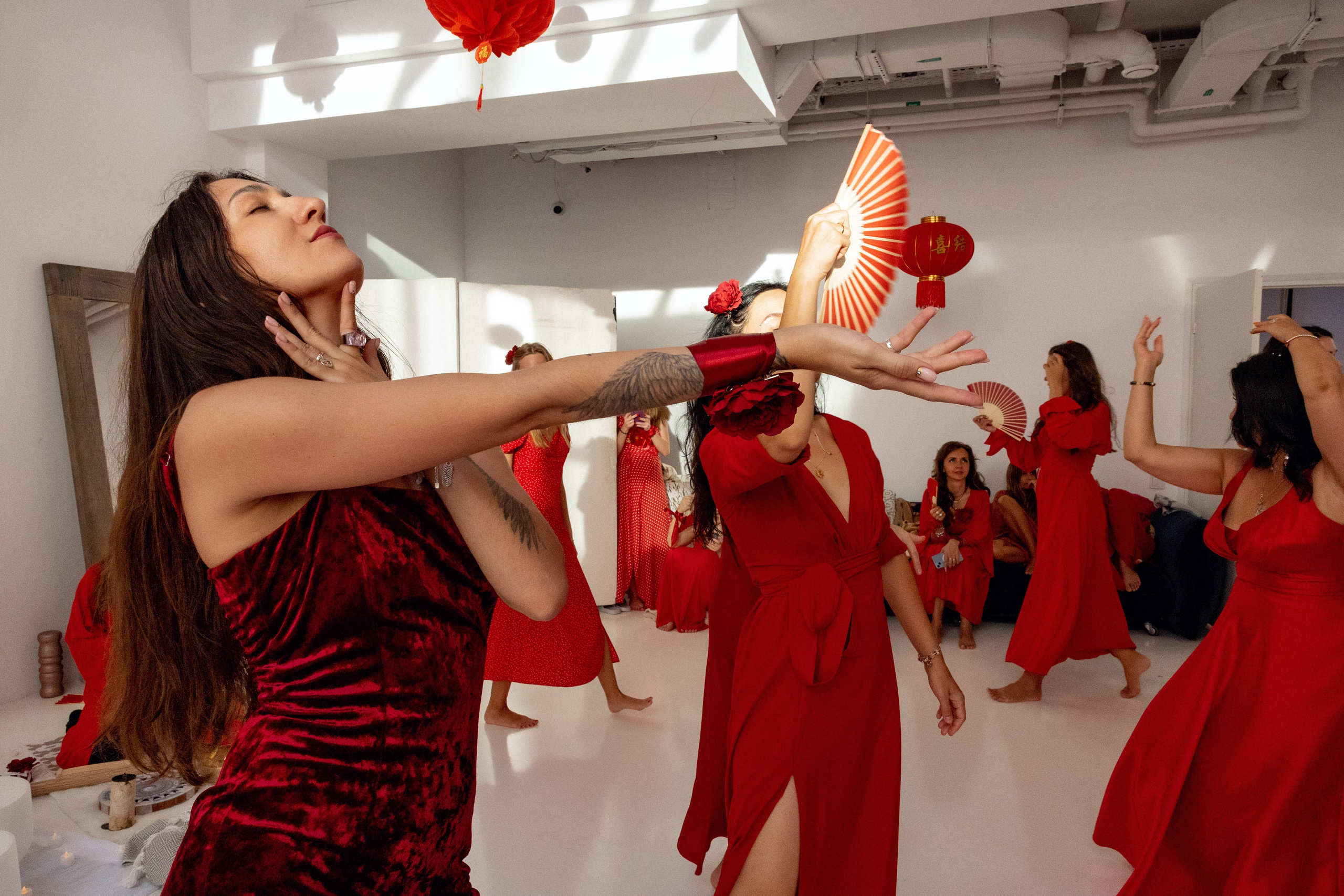 Женский круг «Прикоснись». Дарья Бухреева — фотограф, видеограф и фототерапевт. Москва и мир