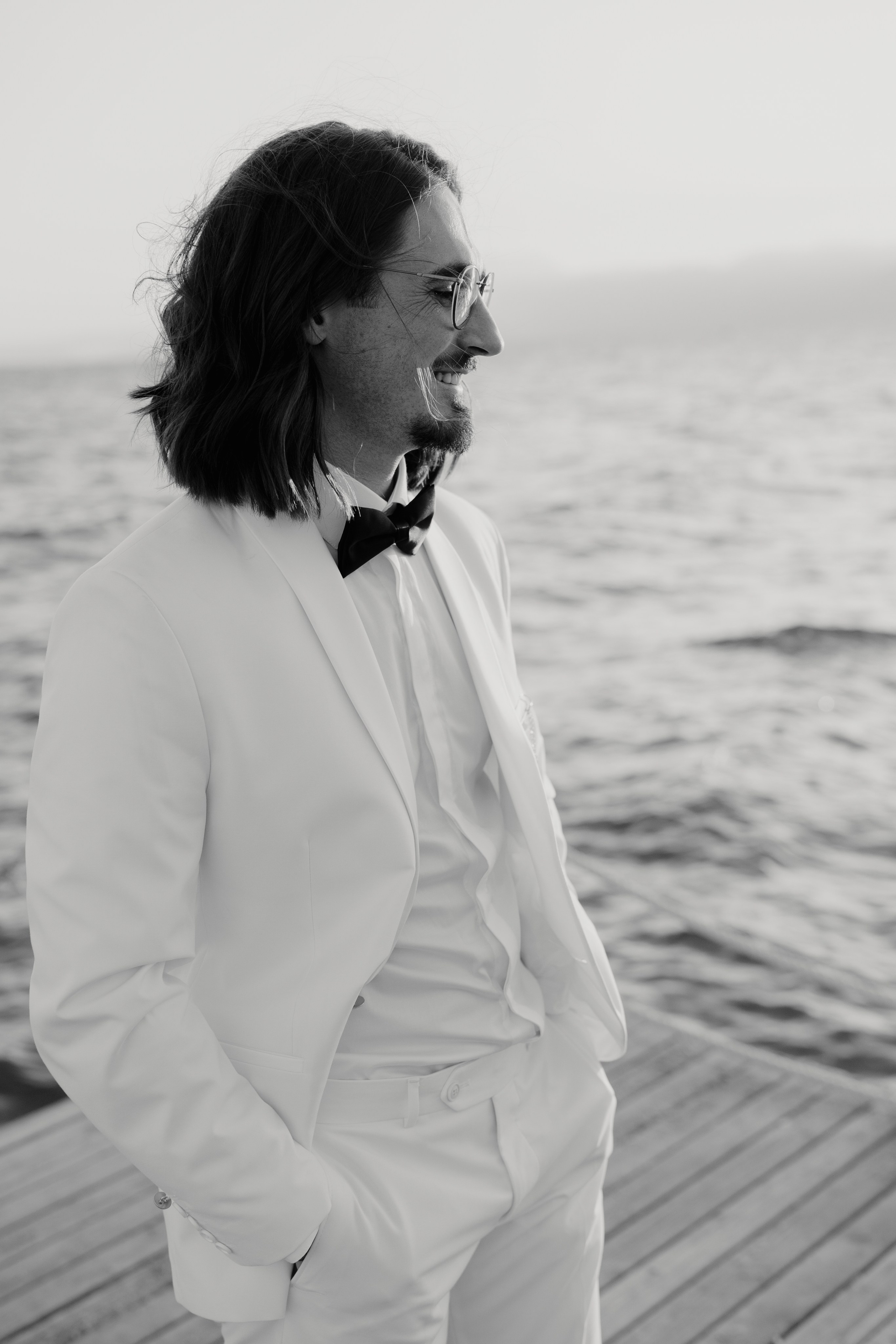 Once in October. Wedding & Documentary Photographer based in Nuremberg — available across Europe & Turkey | Vitalii Nasonov